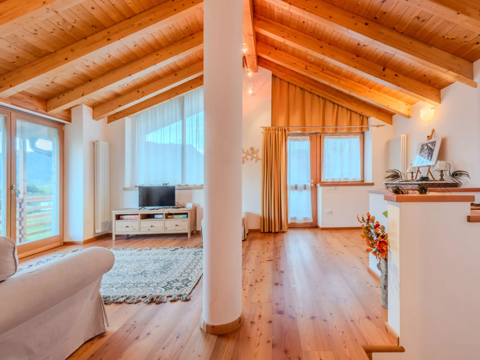 Picchio Primavera-Binnen