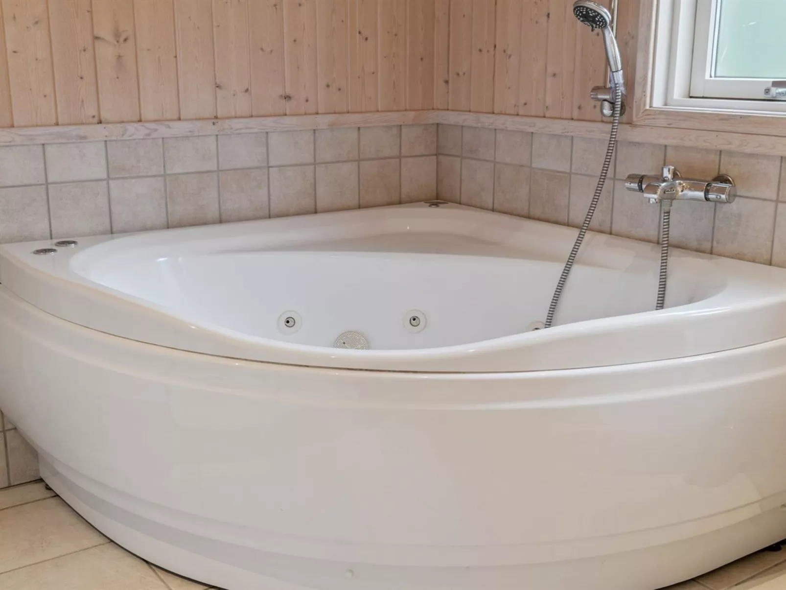 "Erko" - 575m from the sea-Binnen