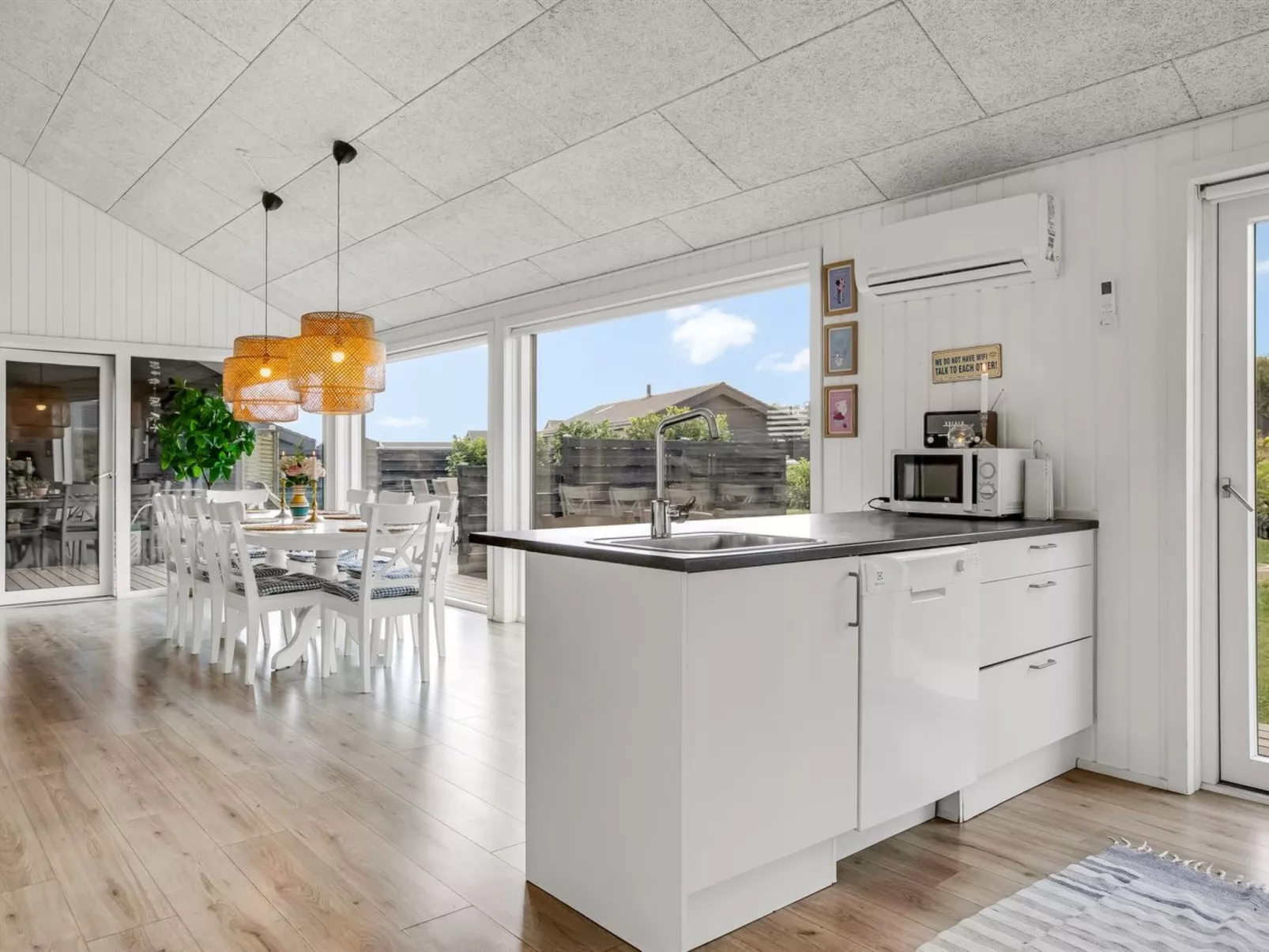 "Sigrun" - 300m from the sea-Binnen