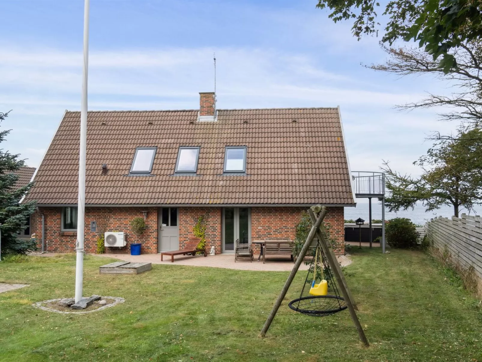 "Dzavid" - 50m from the sea-Buiten
