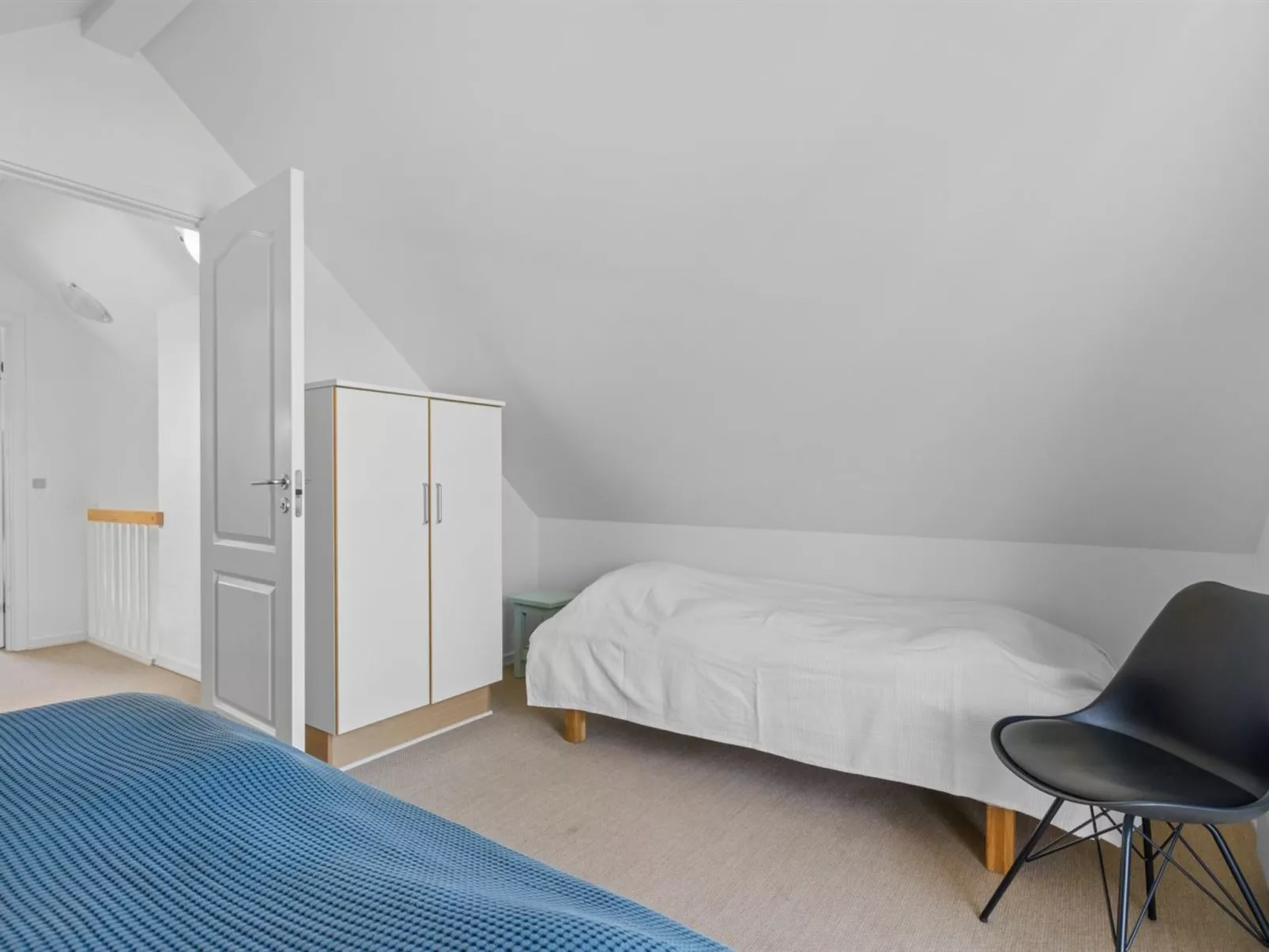 "Dior" - 300m from the sea-Binnen