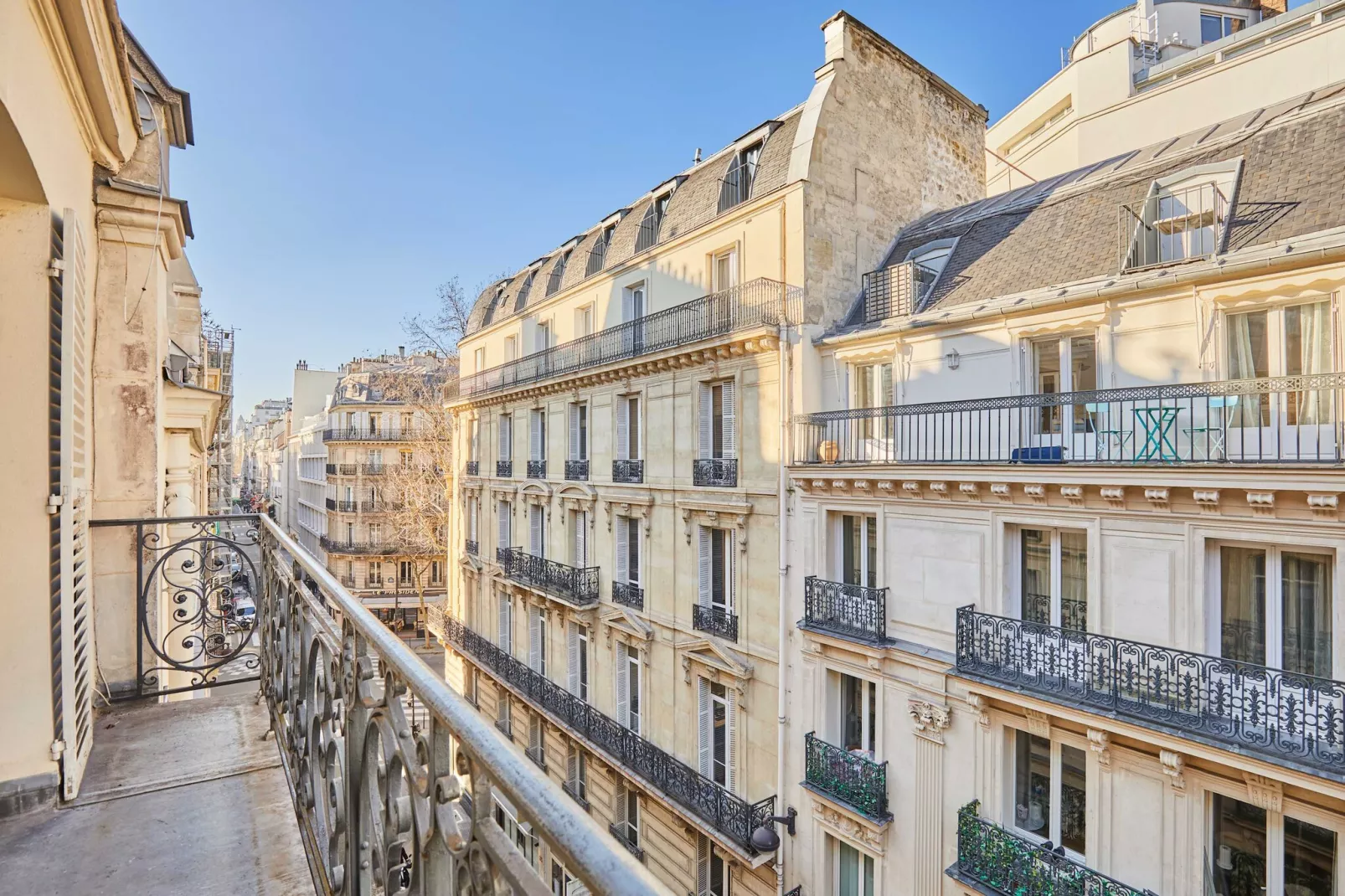 COLISEE C-Image-tags.