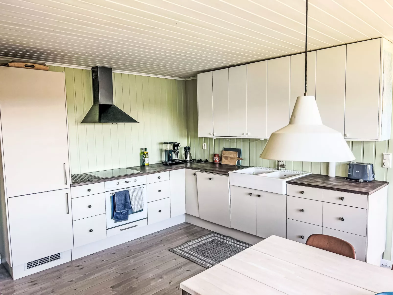 Lauvlid Cottage-Binnen