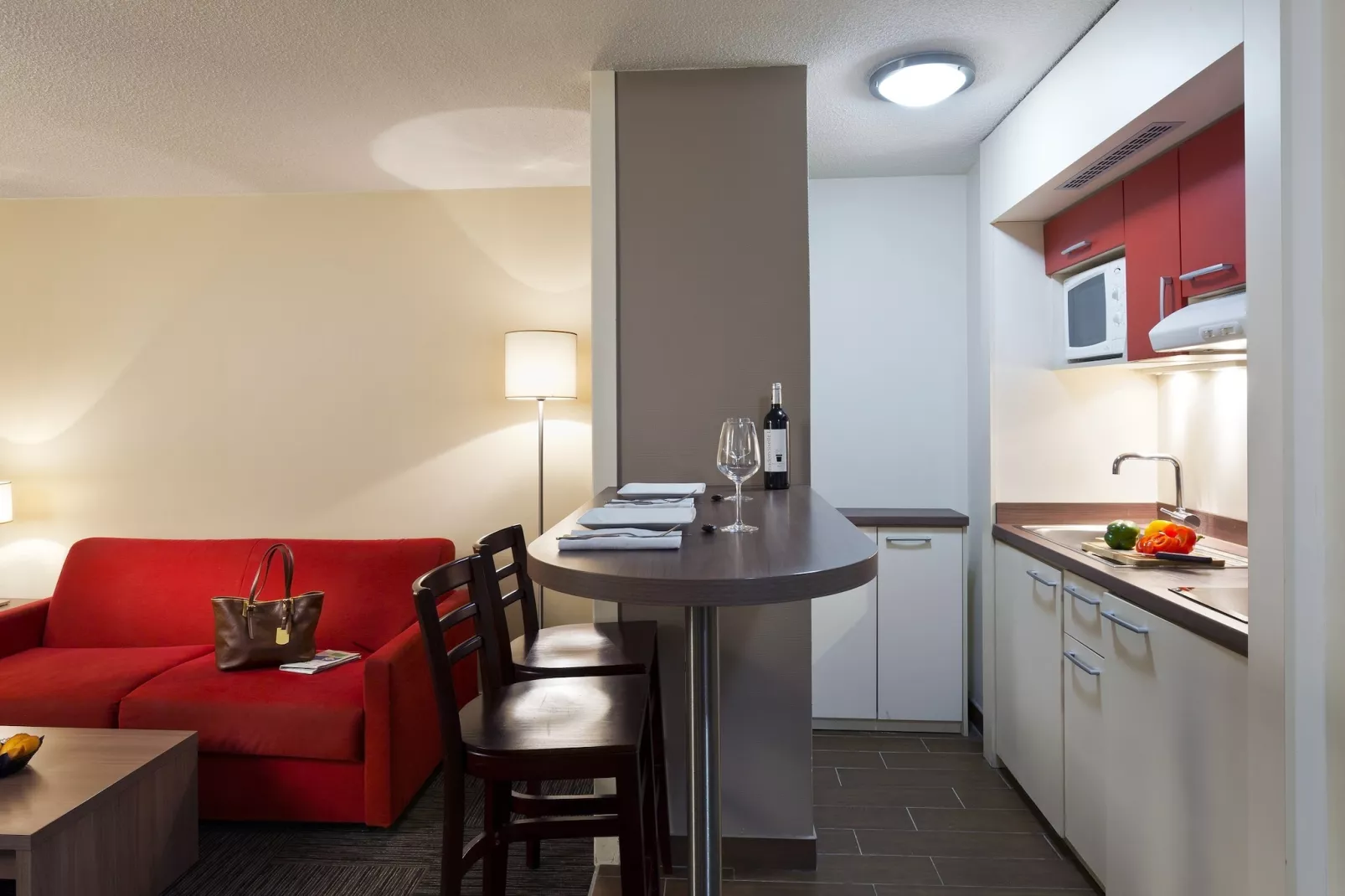 1-Bedroom Apartment - LA RESERVE-Keuken