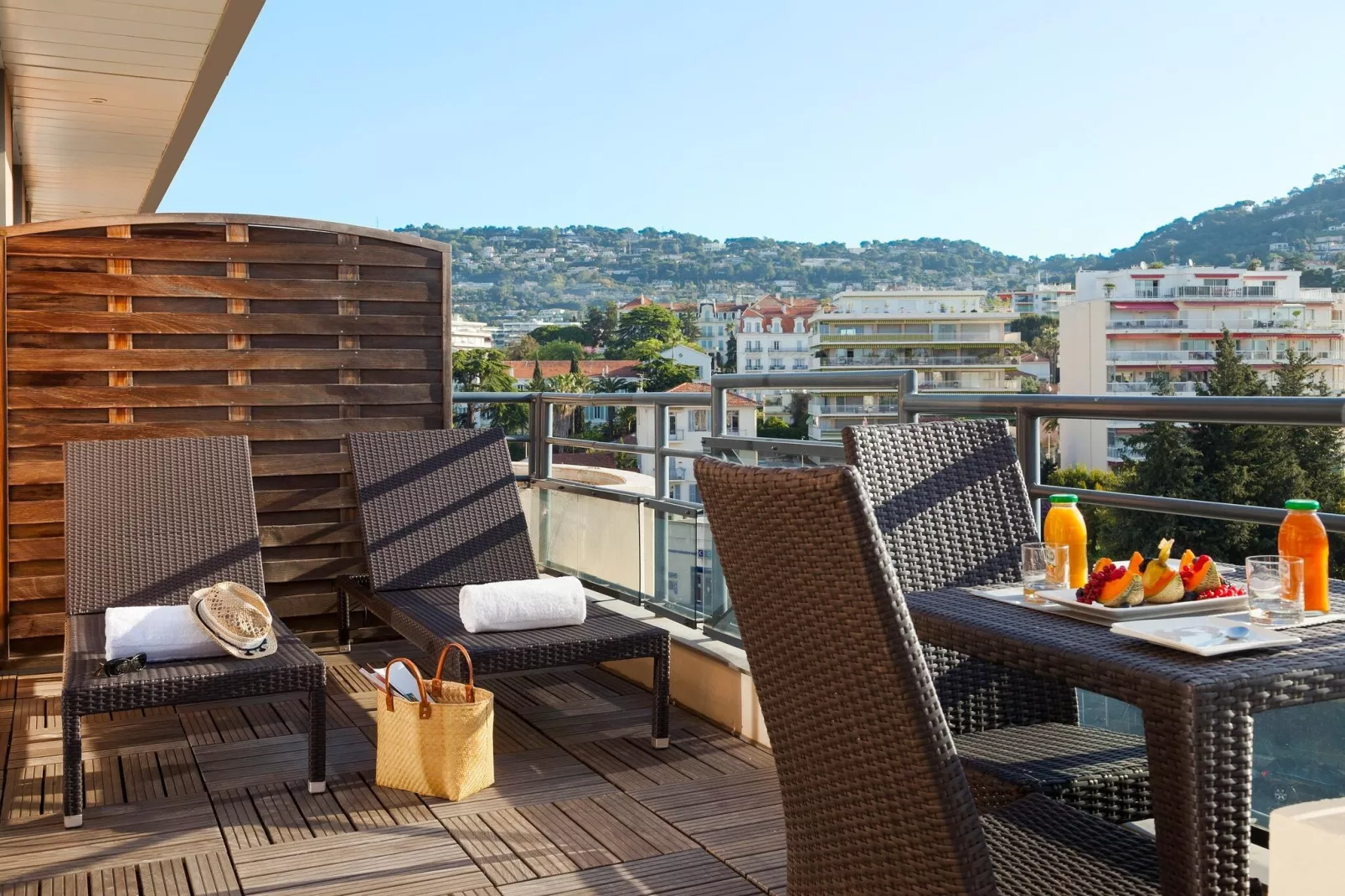 NEHÔ SUITES CANNES CROISETTE - Honeymoon suite with terrace-Terrasbalkon