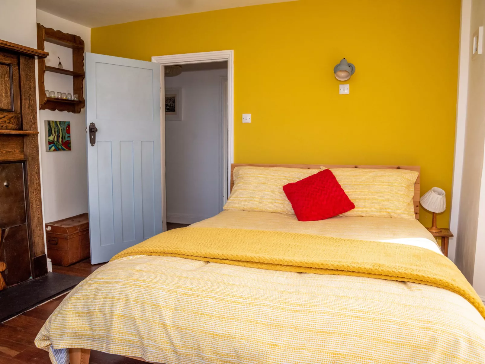 Western Watch-Binnen