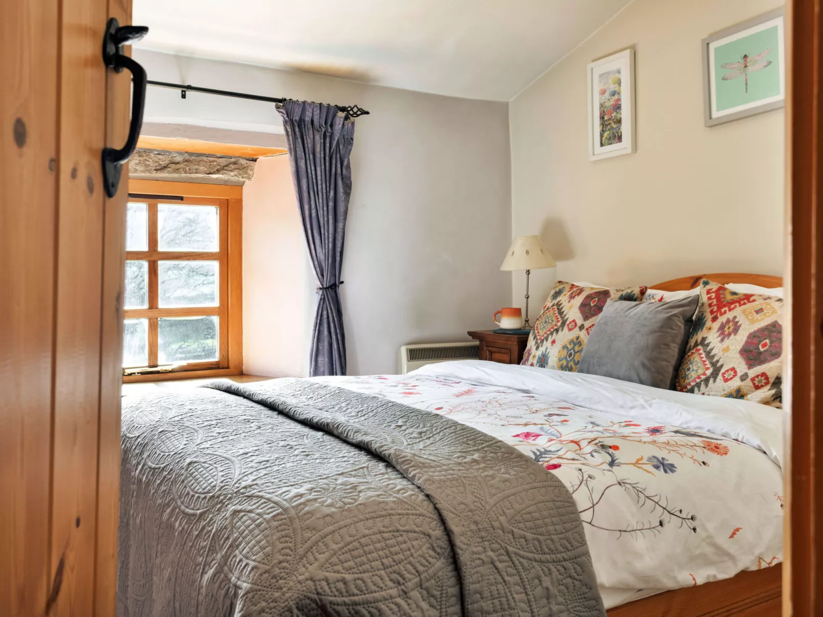 St Francis Cottage-Binnen