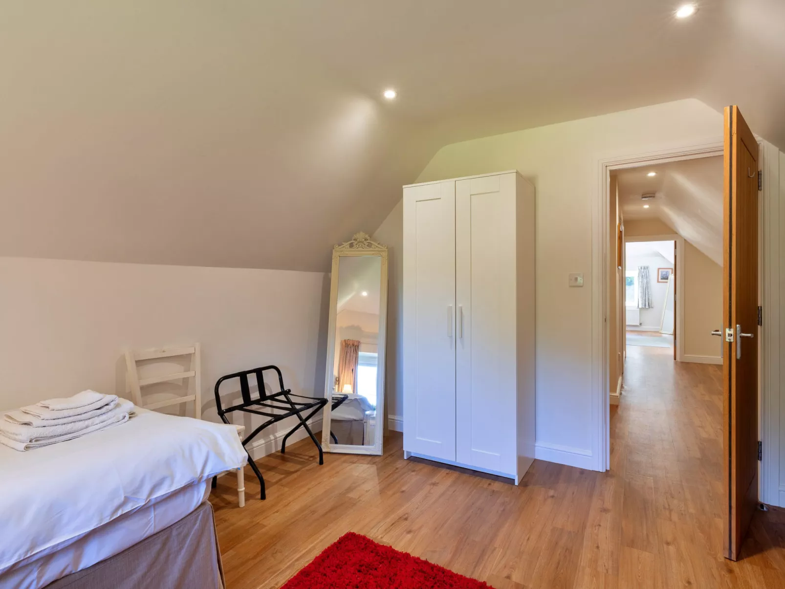 The Old Granary-Binnen