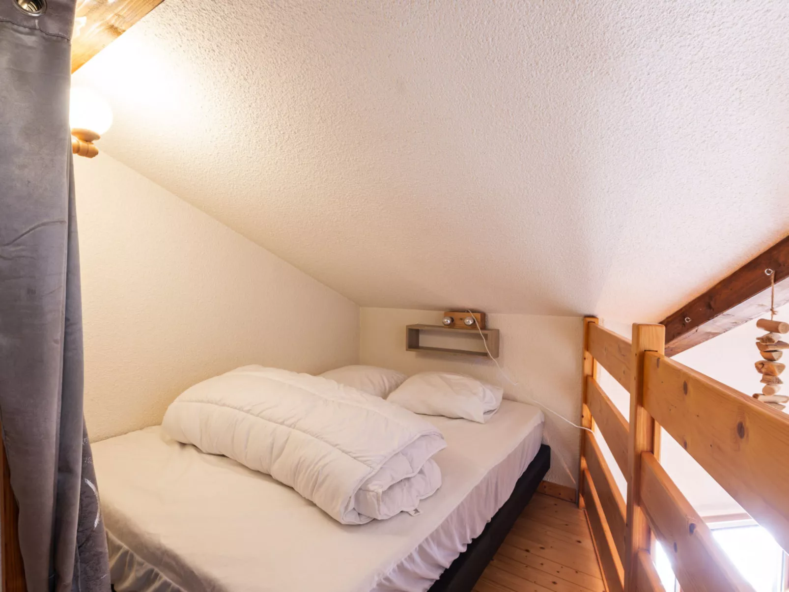 GRAND HORIZON 2-Binnen