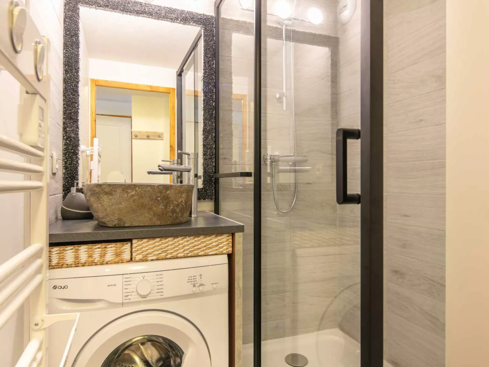 V.DU BACHAT Asters D-Binnen