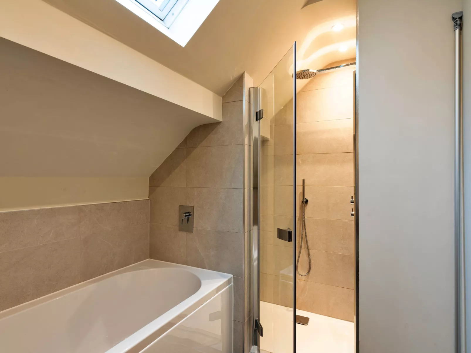 Acorn Cottage-Binnen