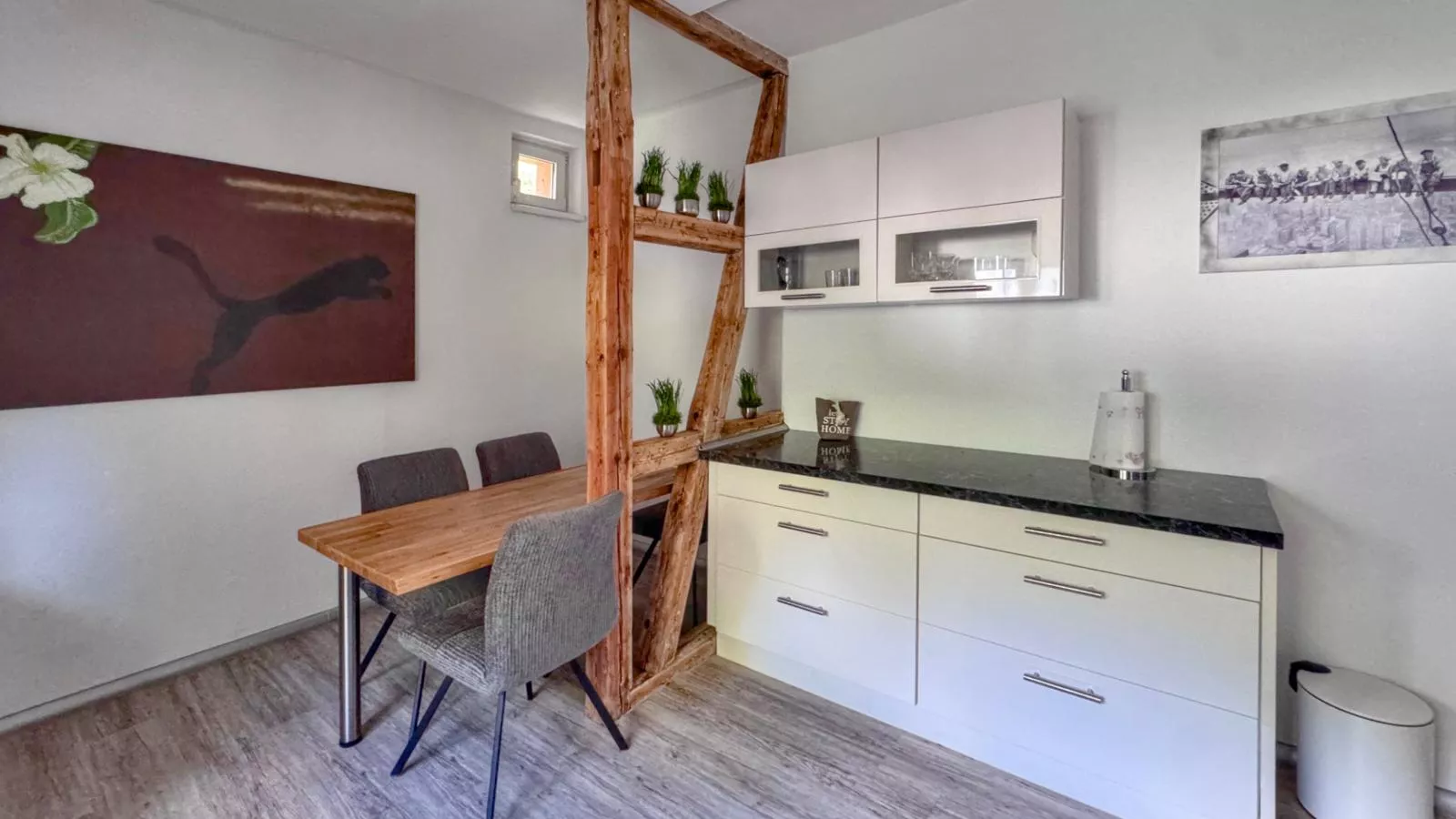 Forsthaus Heinrichsbach-Eetkamer