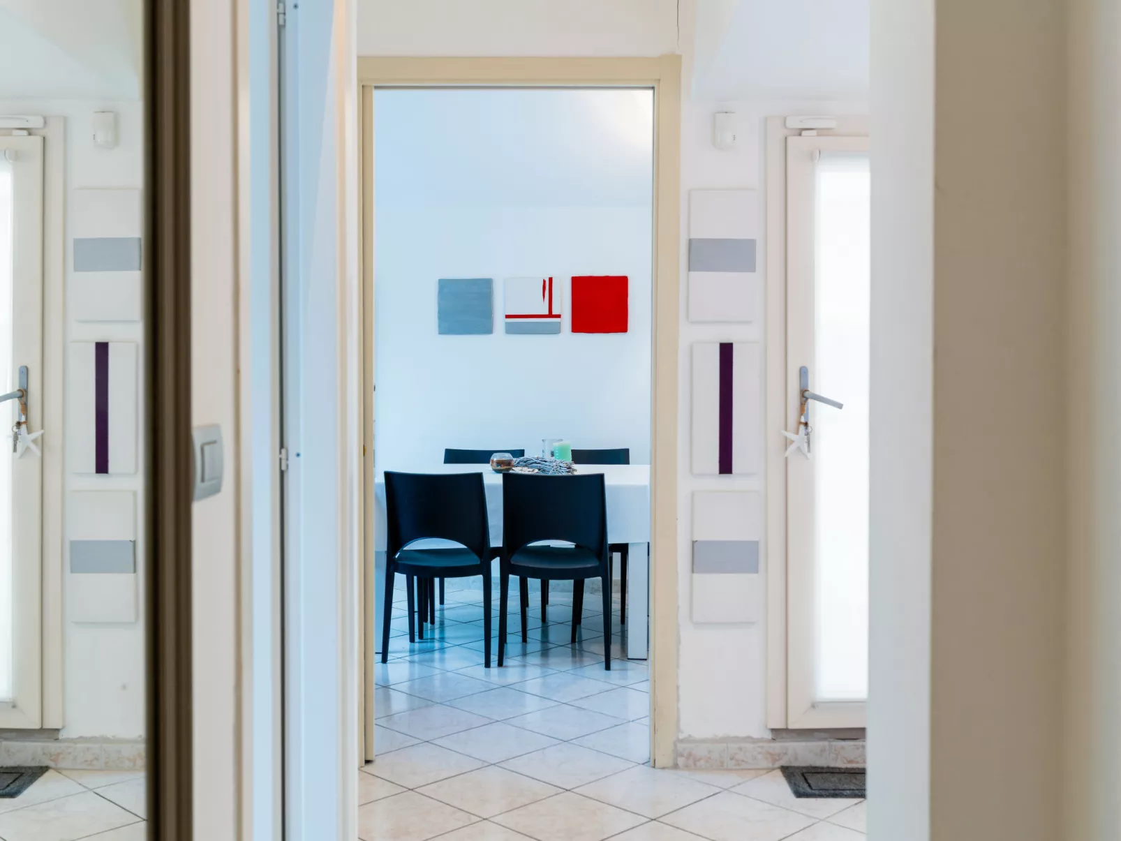 By Center and Sea-Binnen