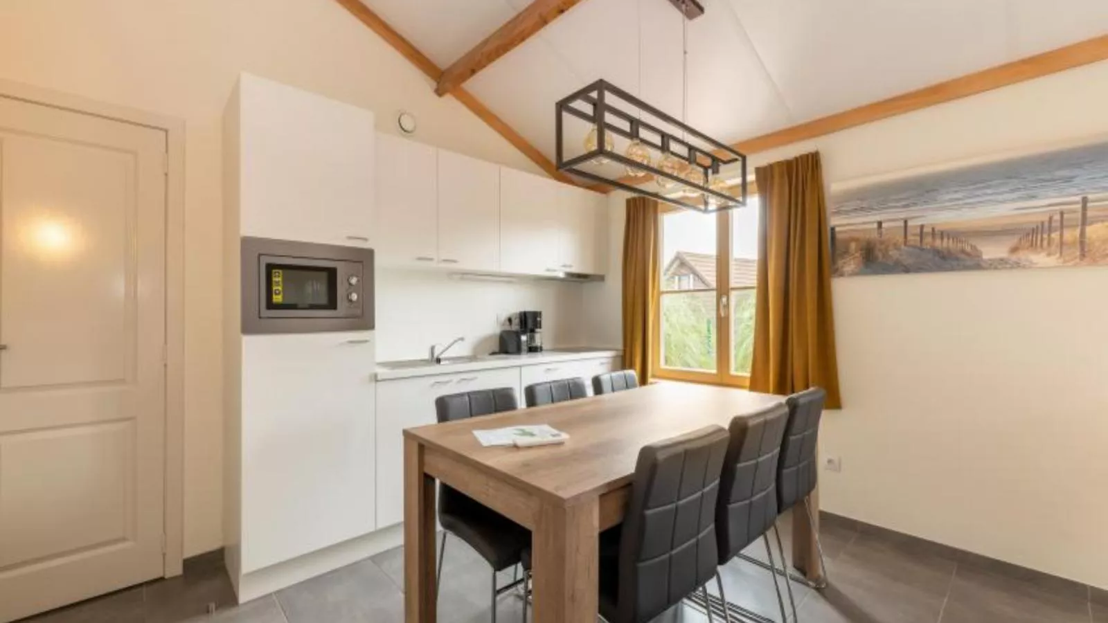 Westhinder I H19-20 Combi-Eetkamer