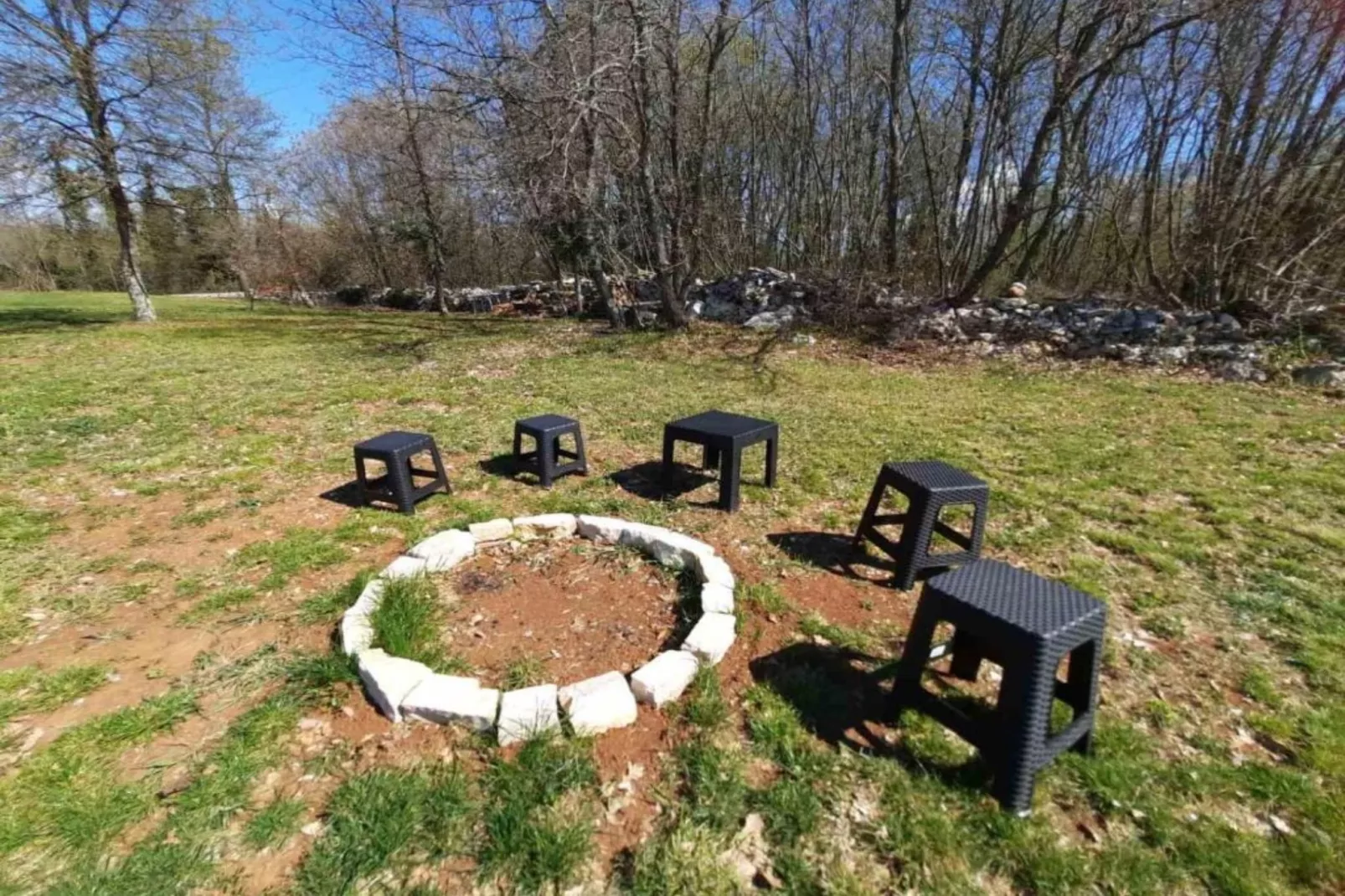 House in Nature-Buitenlucht