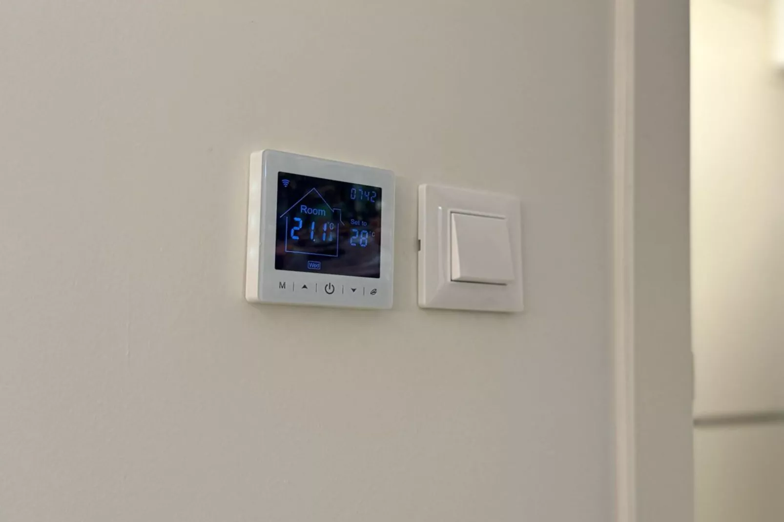 Leonarda Waterfront Residences-Studio Apartment (The Marina studio) -S6-Slaapkamer