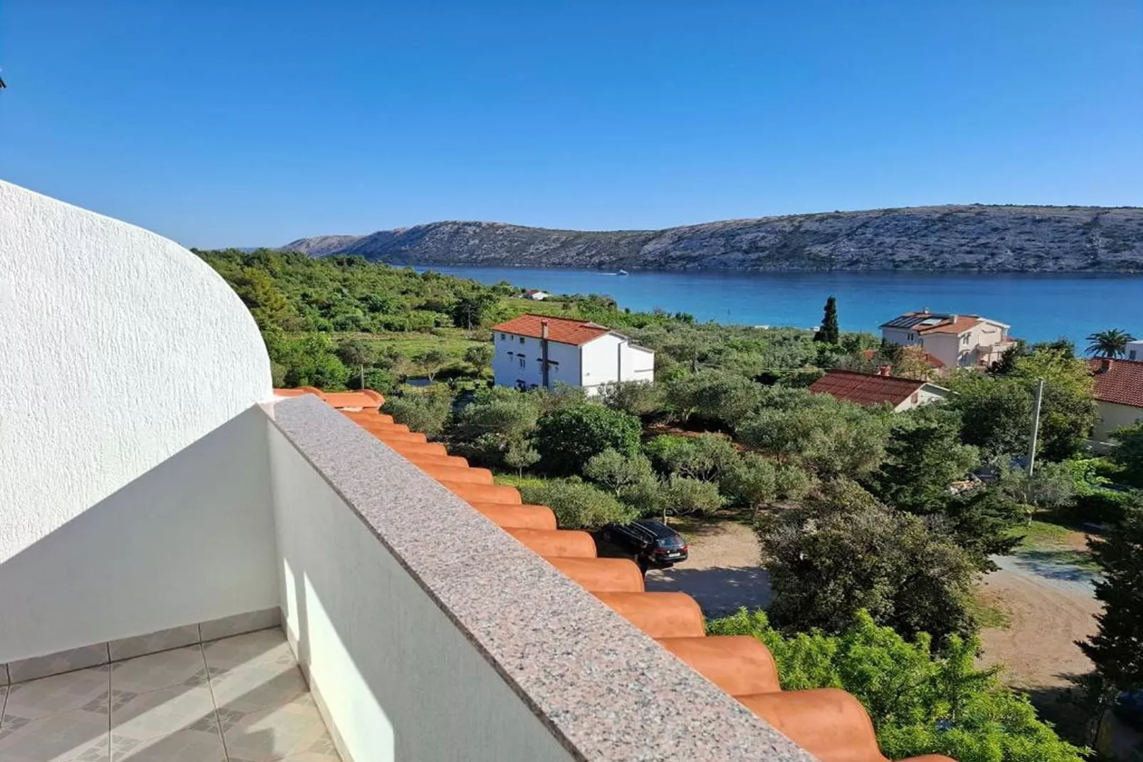 Rab Diving Mirko - One Bedroom Apartment with Sea View (3A)-Terrasbalkon