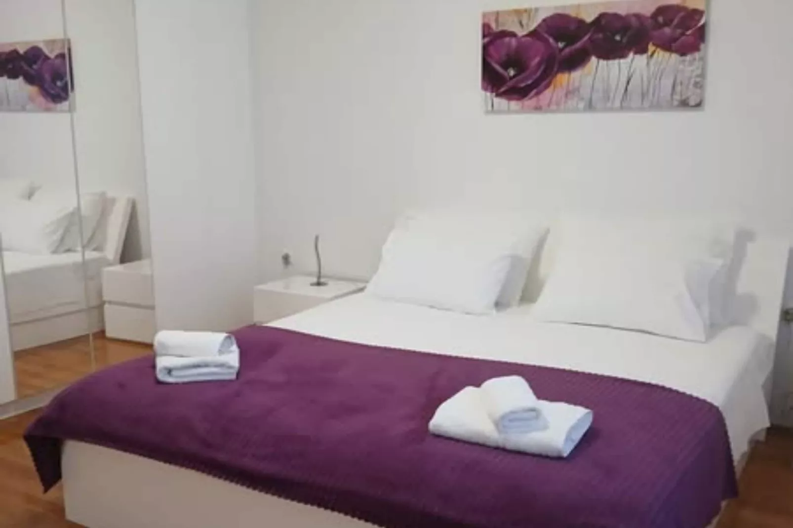 Apartment Eli - Three Bedroom Apartment With Terrace And Sea View-Slaapkamer