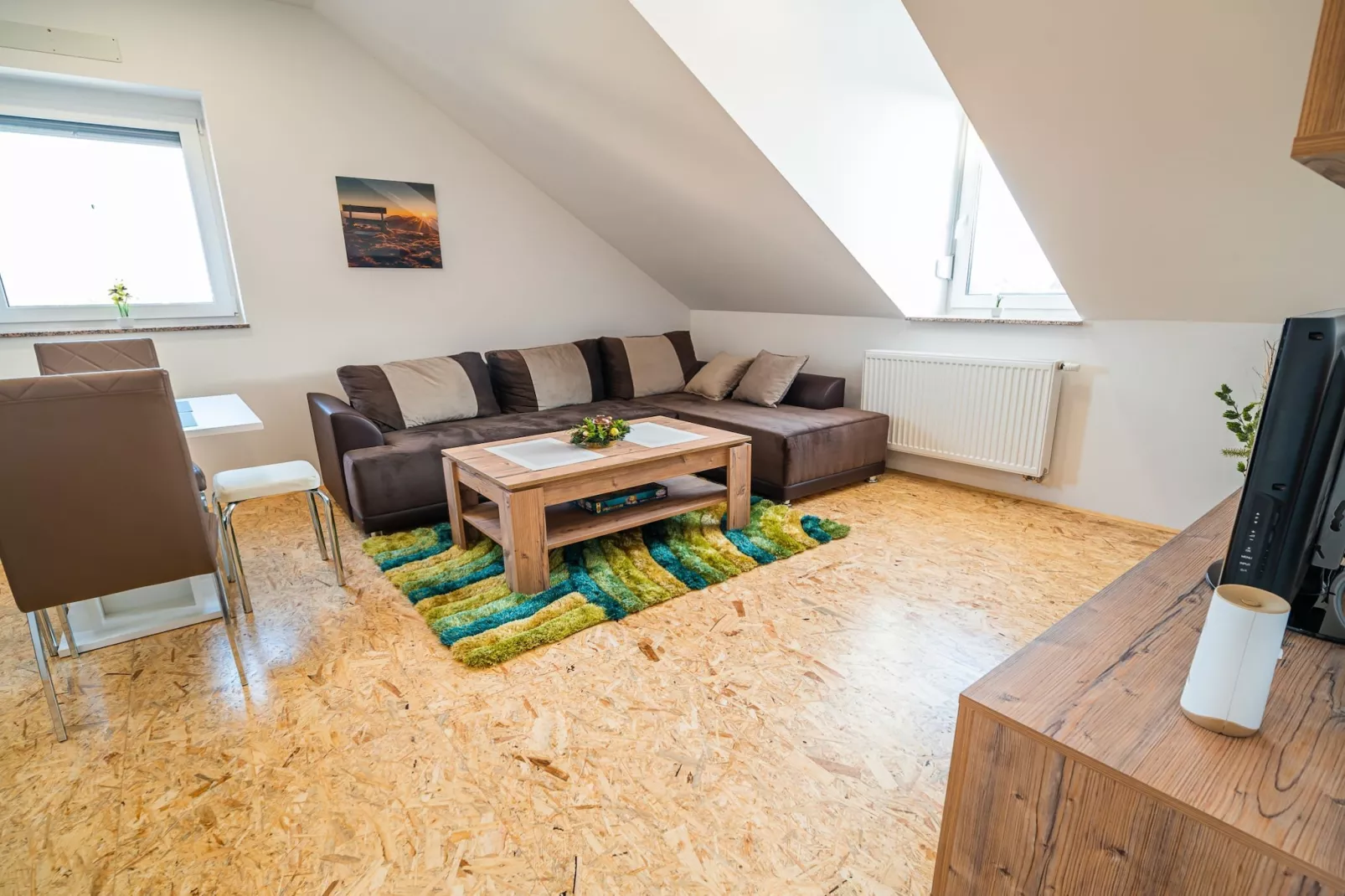 City Modern and Vibrant Apartments Ljubljana - Standard One Bedroom Apartment (owner A3)-Woonkamer