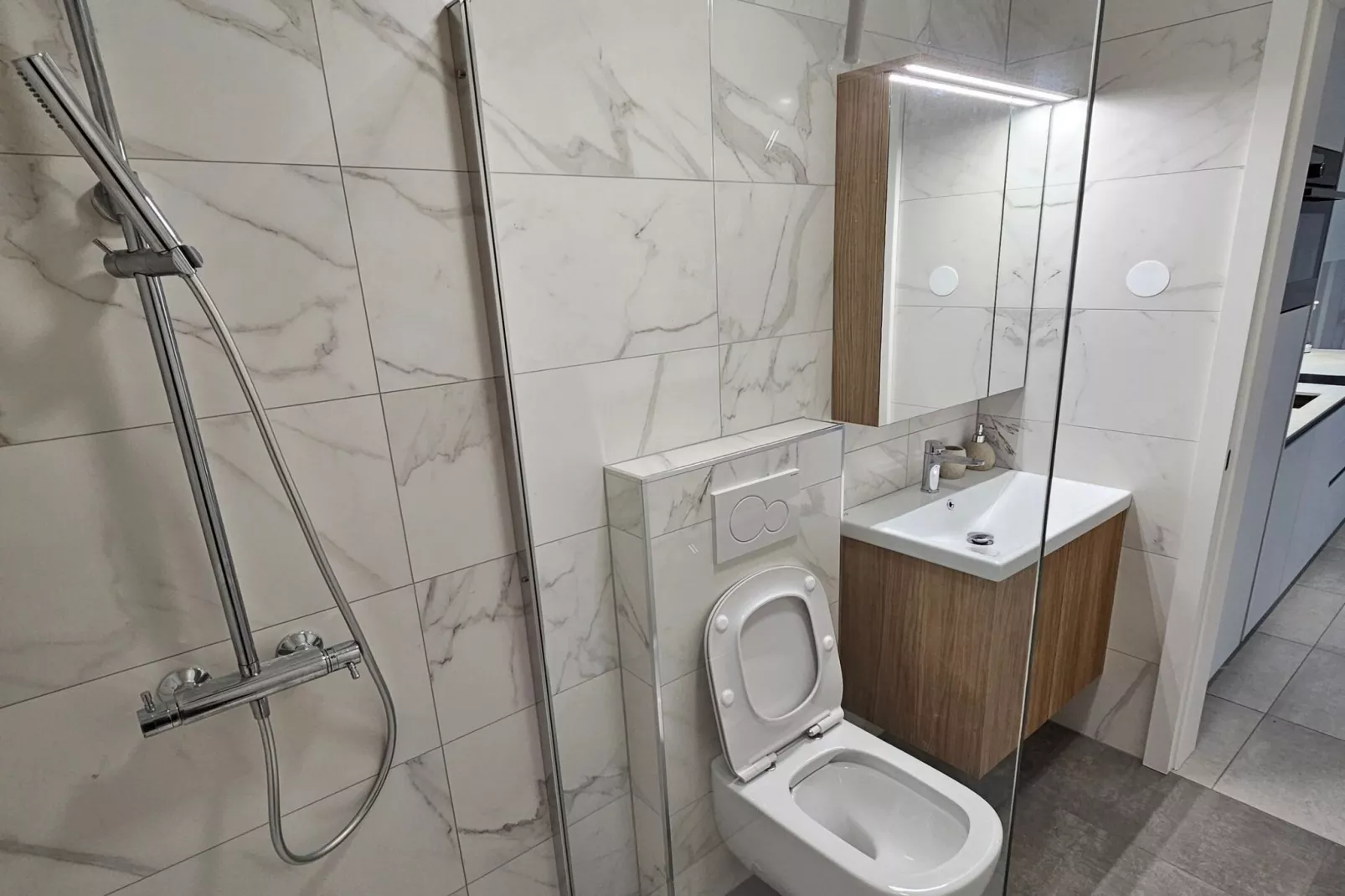 Portoroz Apartment with Sea View and Hot-Tub - One Bedroom Apartment with Sea View and Terrace-Badkamer