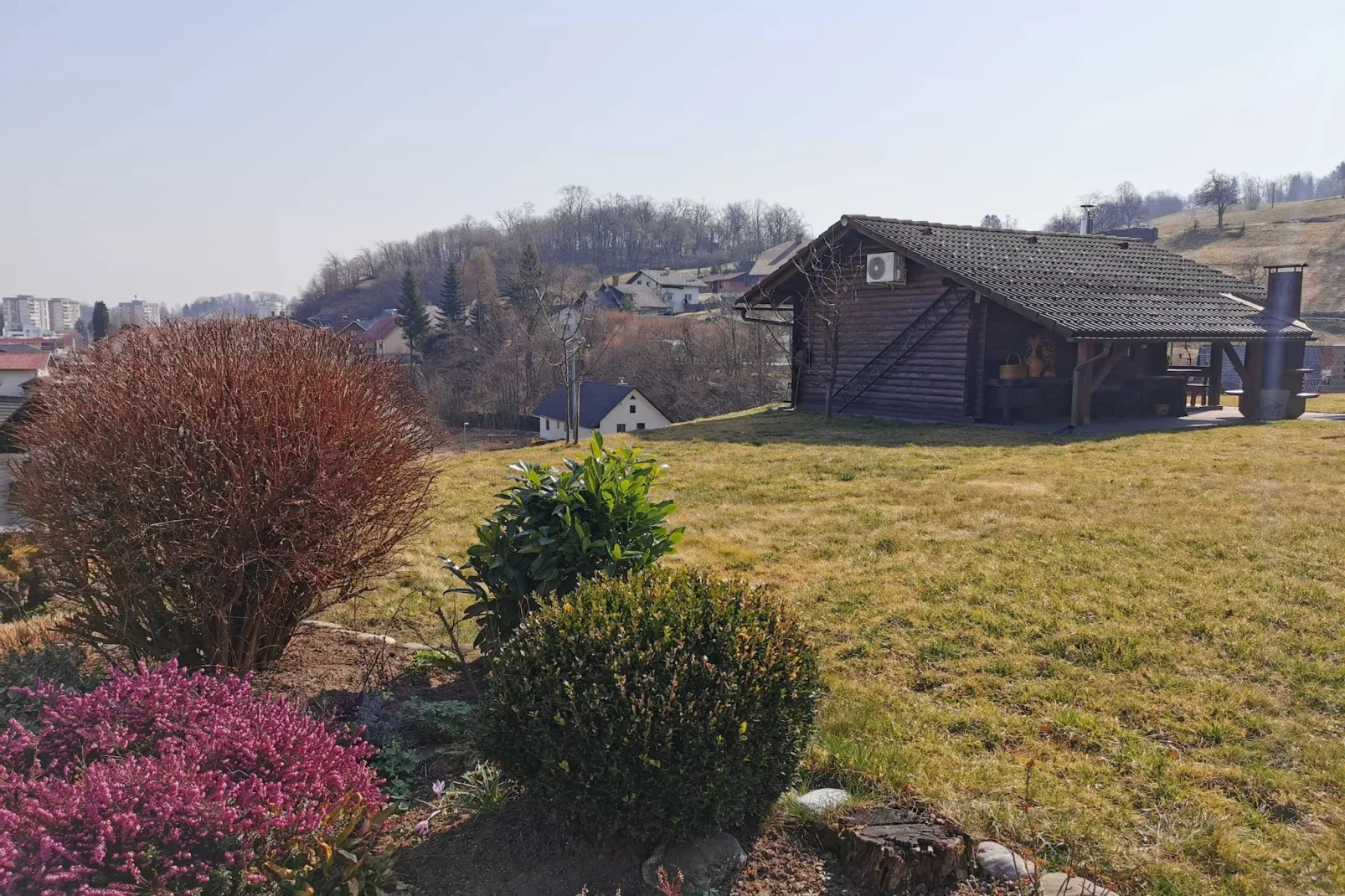 Mountain Vista Cottage with Private Sauna - One Bedroom Cottage-Buitenlucht