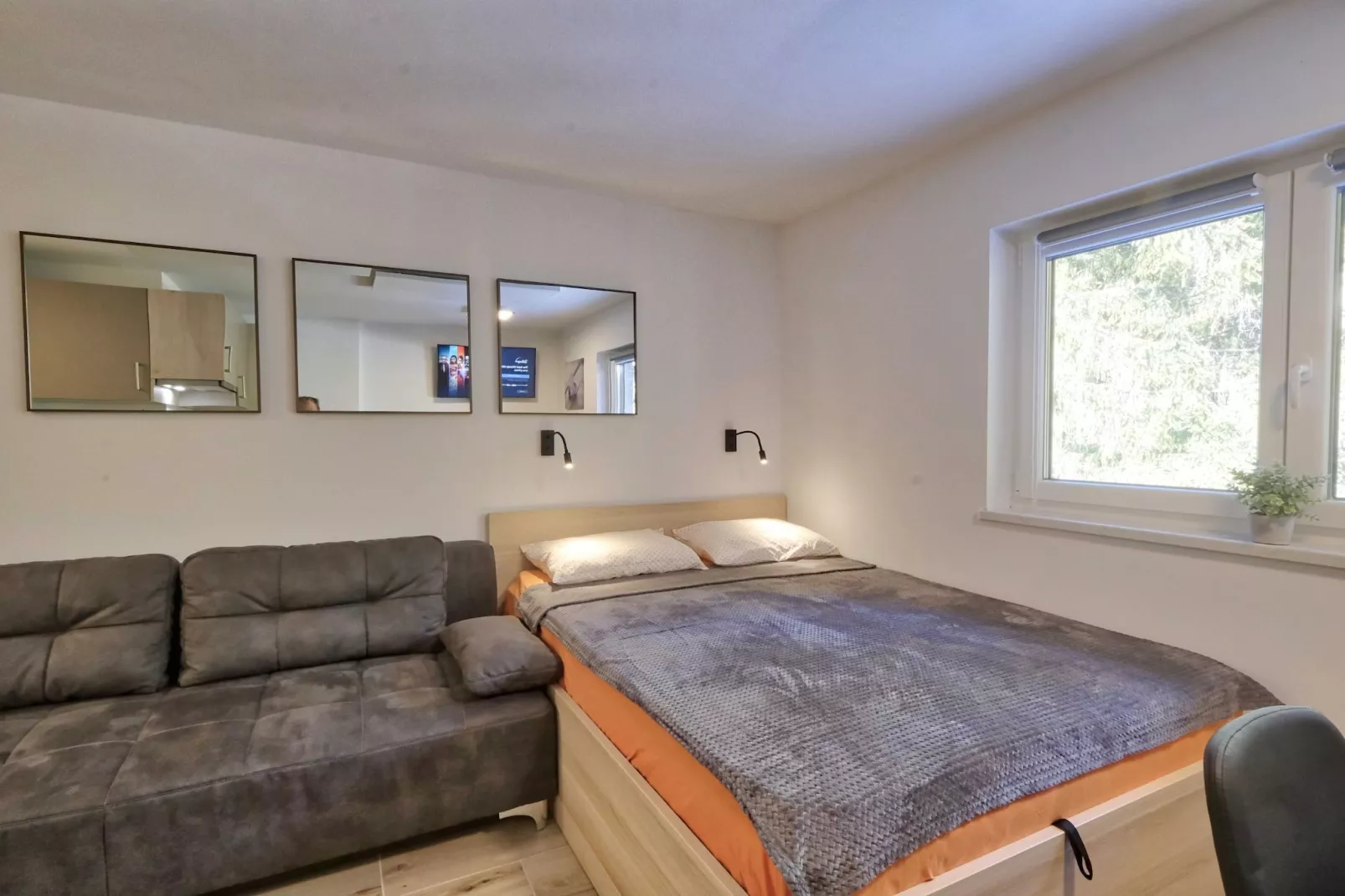 Cozy and Chic Apartment in Kranjska Gora - Studio Apartment-Slaapkamer