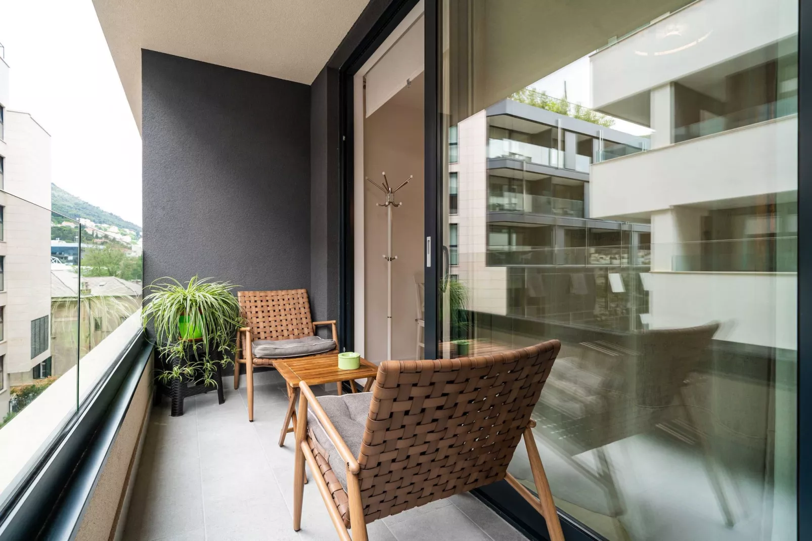 Lenka Apartment - Studio Apartment with Balcony-Terrasbalkon