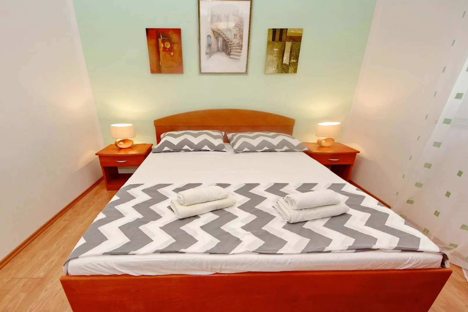 Seafront Apartments Deveron - Two Bedroom Apartment with Balcony and Sea View (Hvar)