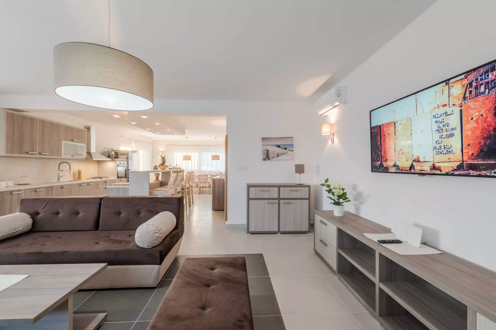 Luxury Escape with Swimming Pool & Modern Design -Deluxe Four Bedroom Villa with Private Pool (Villa 6)-Woonkamer