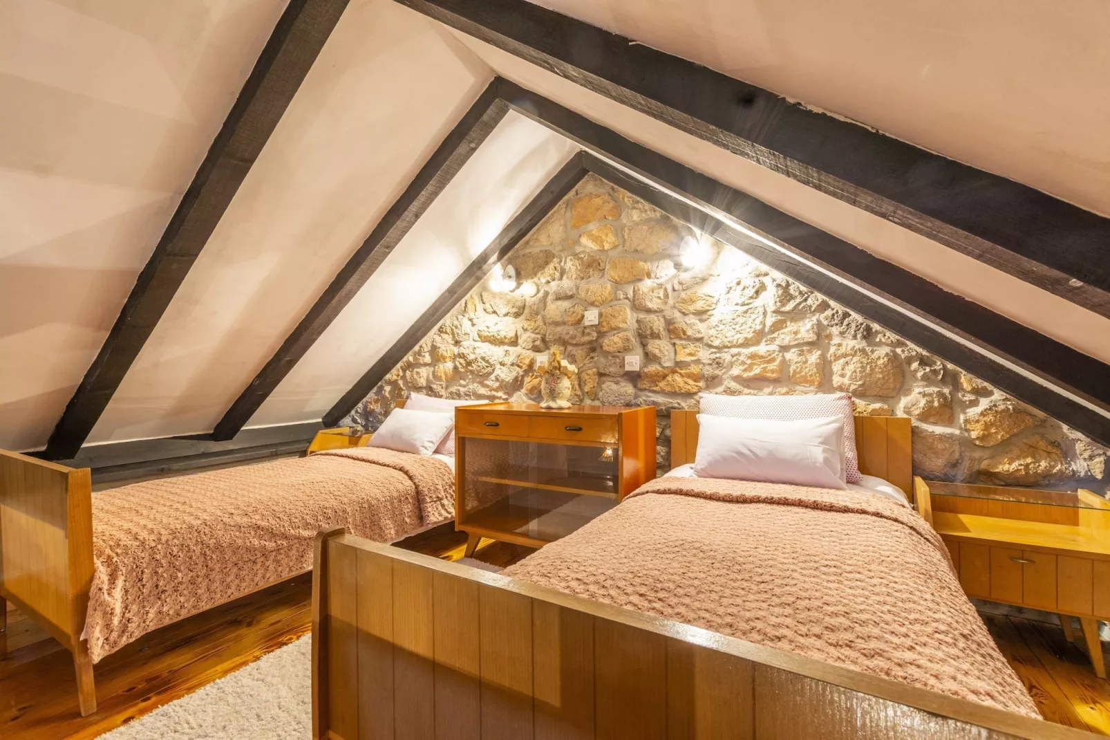 Rustical Resort Kokorići with Shared Outdoor Swimming Pool - One Bedroom Apartment-Slaapkamer