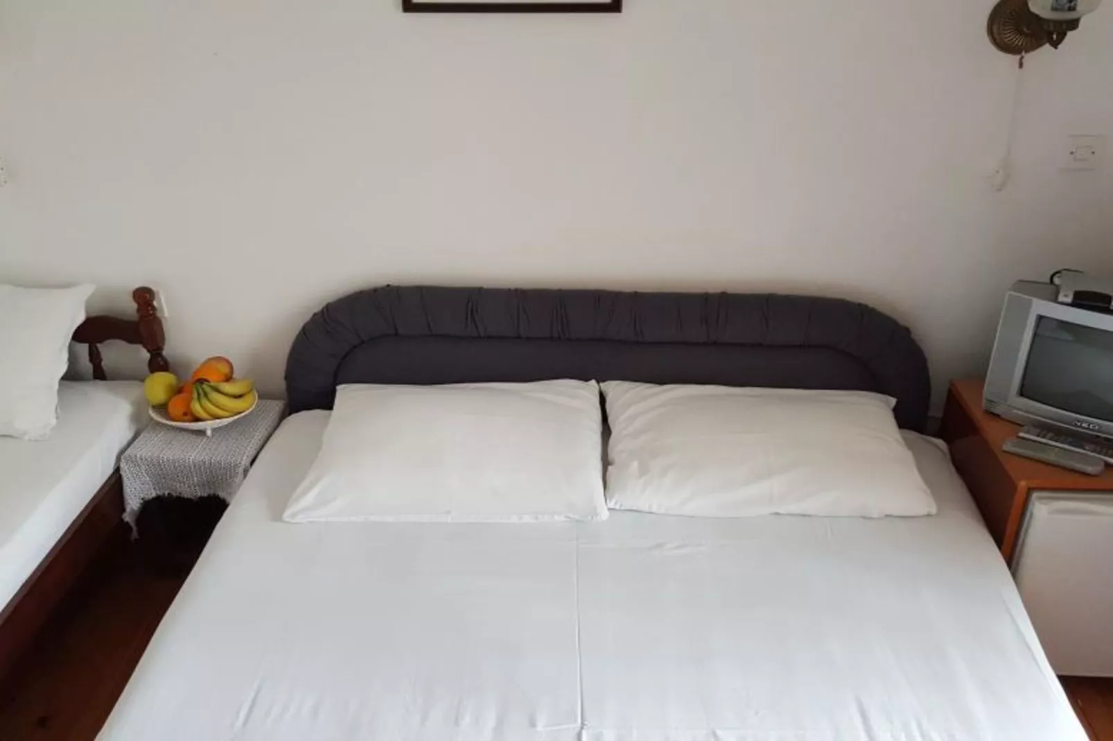 Comfortable Budva Rooms with Easy Access to Sveti Stefan - Triple Room 5-Slaapkamer