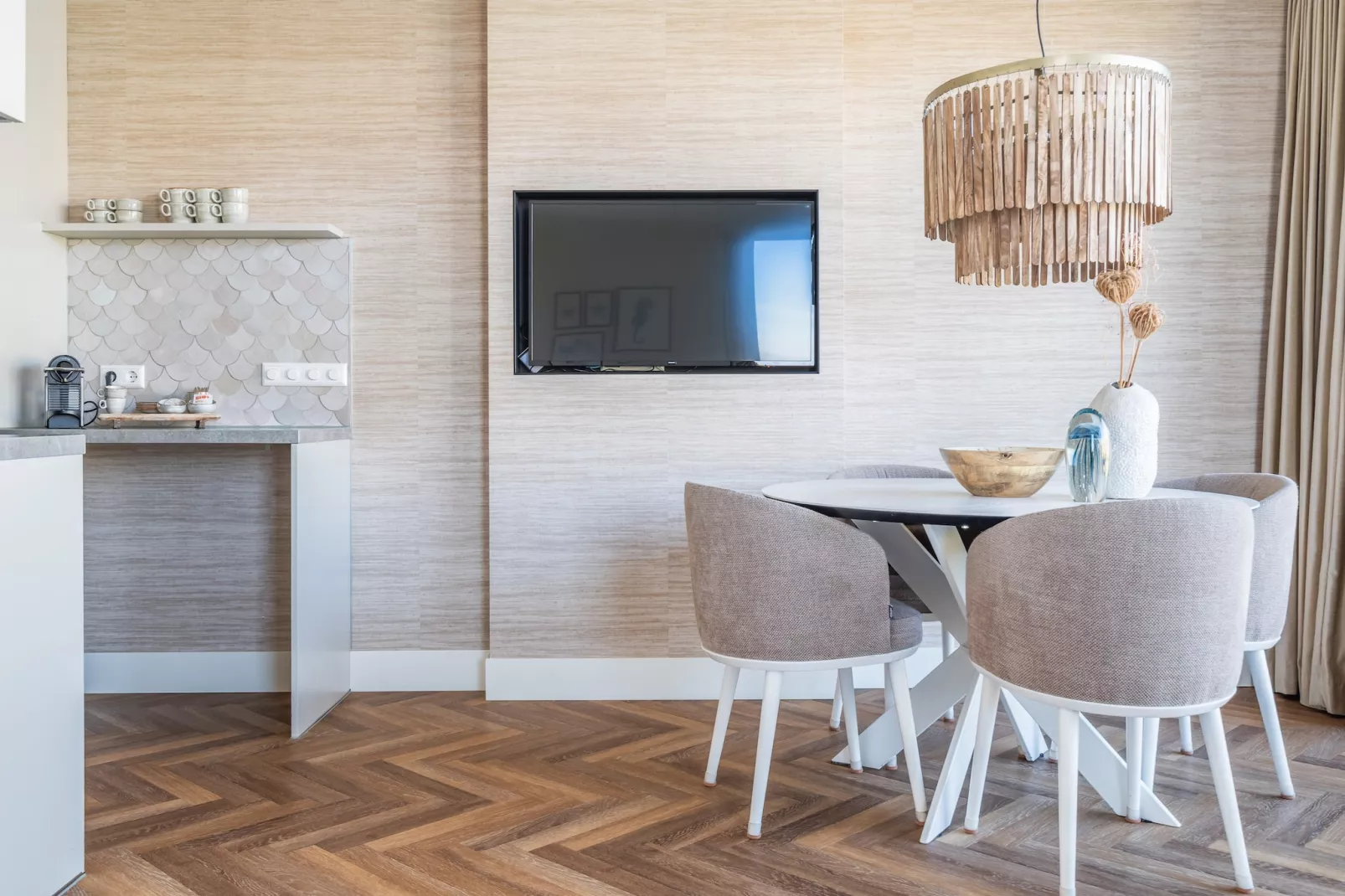 Apartment Bries| 4 Persons-Eetkamer