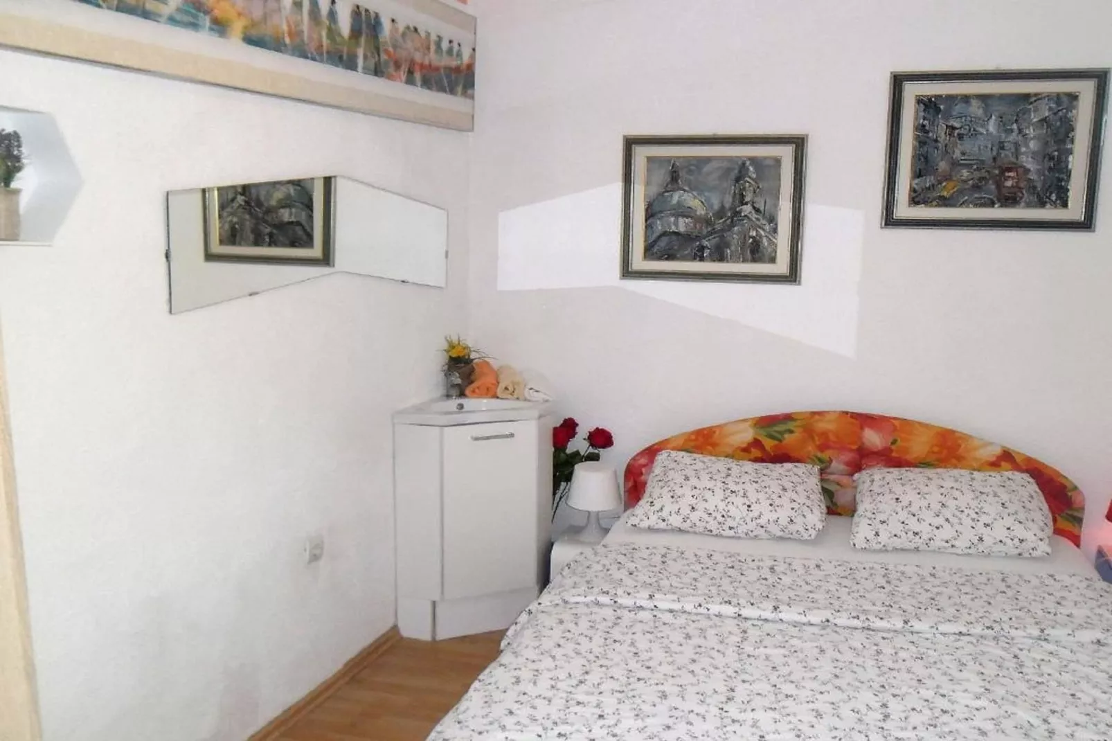 Charming Apartments Kestenovi Dvori - Two Bedroom Apartment (A1)-Slaapkamer
