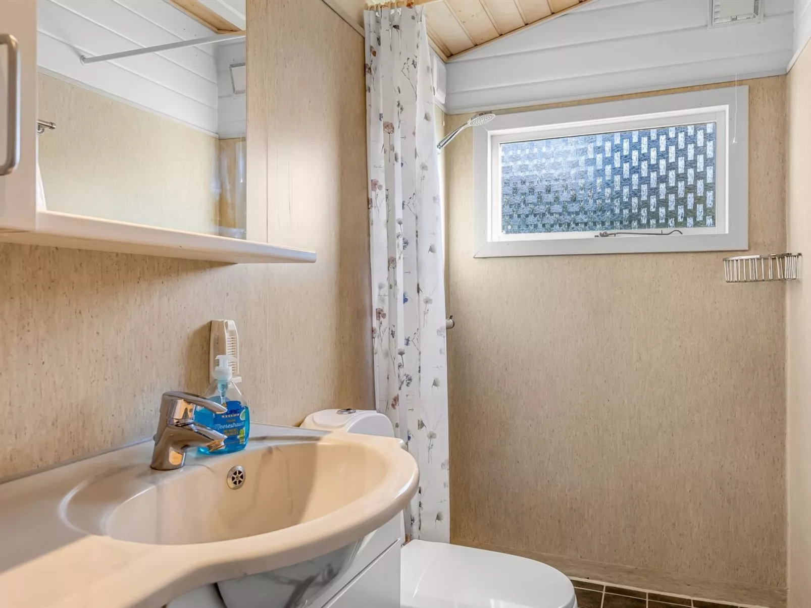 "Valea" - 600m from the sea-Binnen