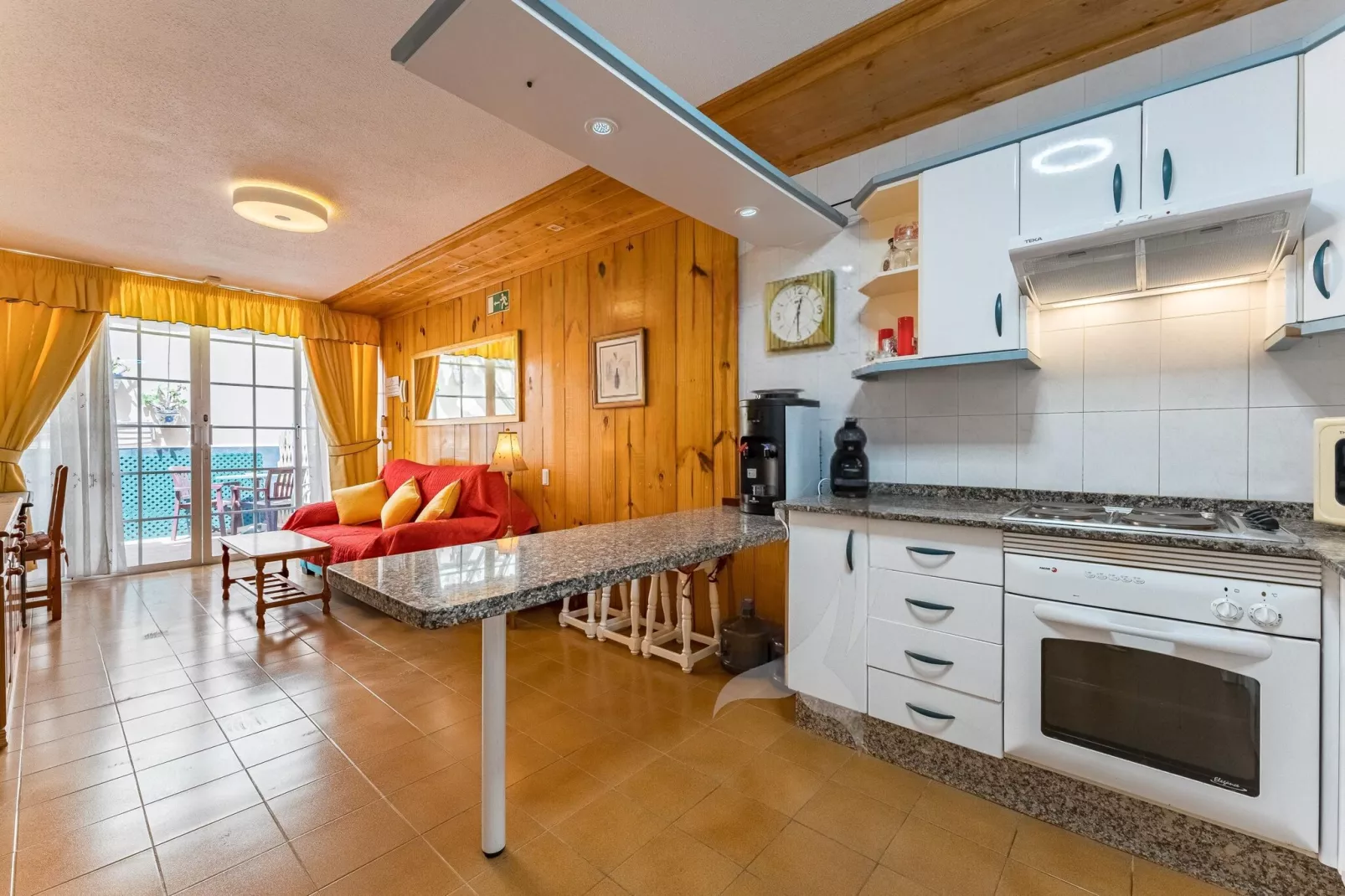 Delfin 101A Jardin Privado-Keuken