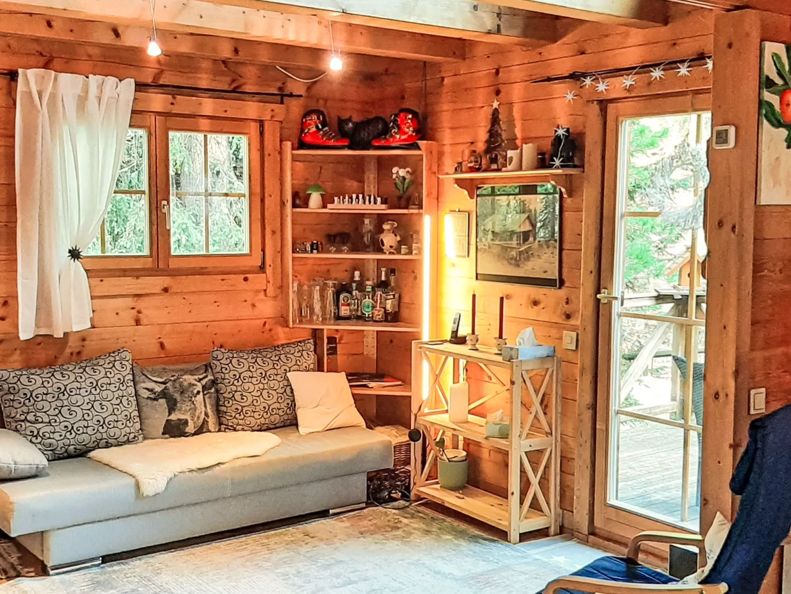 Zirbenwaldhütt´n-Binnen