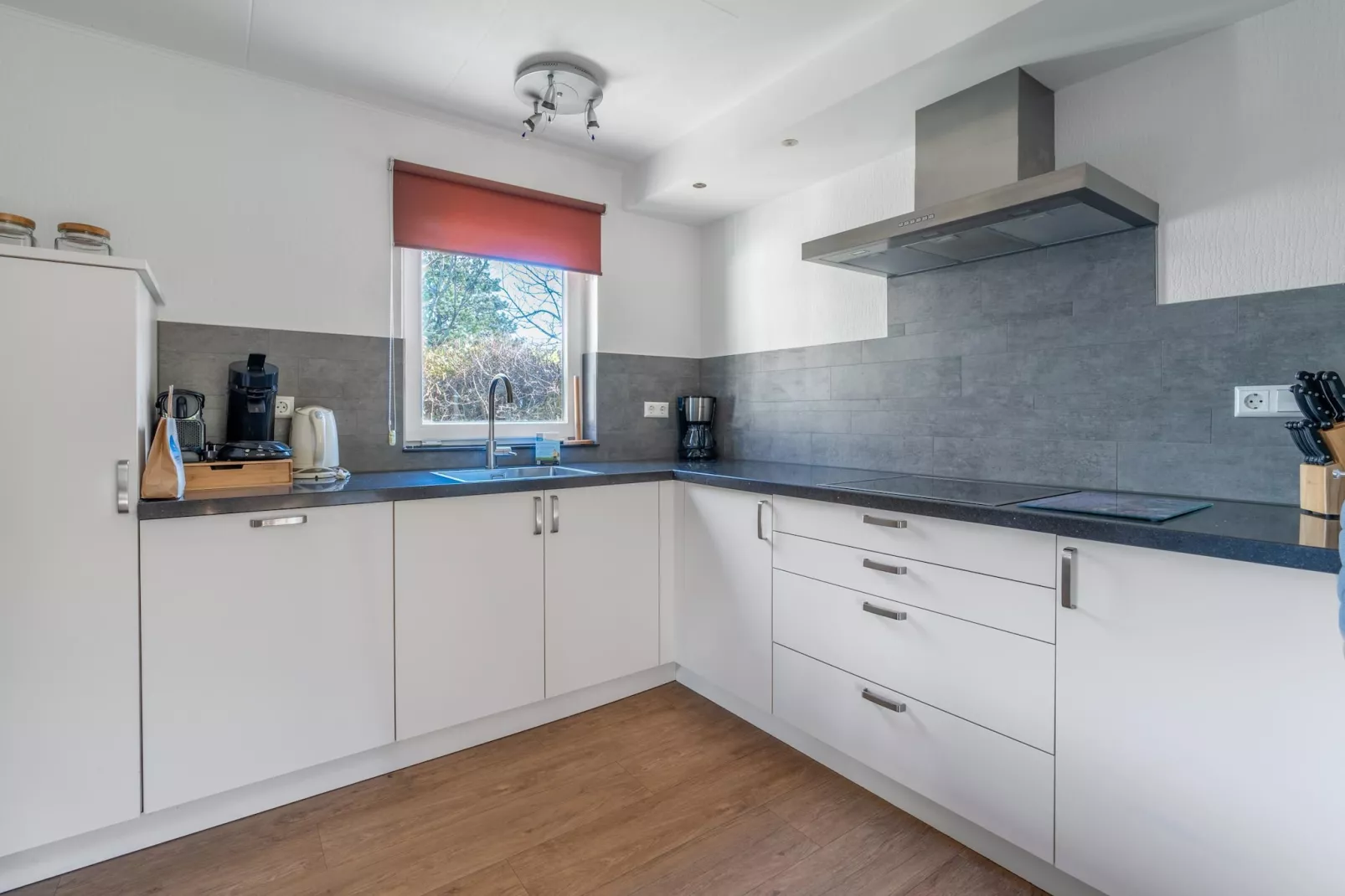 Kamperfoelie 97-Keuken