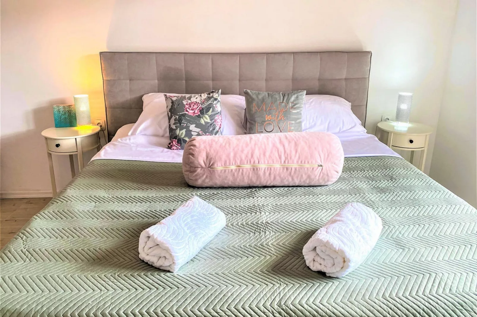 Villa Vinka - Three Bedroom Villa with Swimming Pool-Slaapkamer