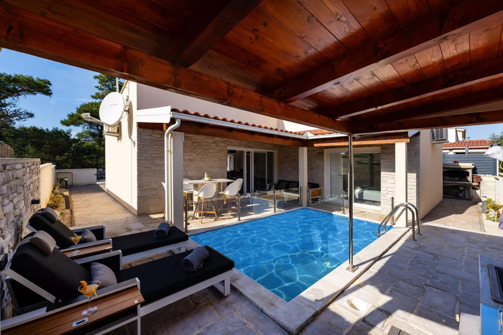 Villa Gajser-Zwembad