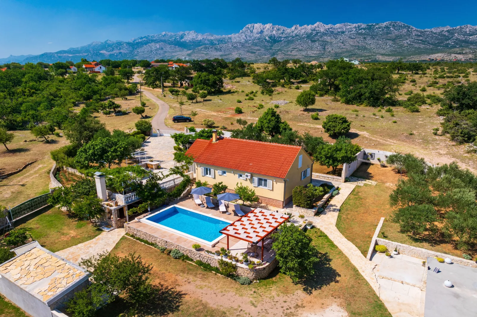 Villa Sucic with private pool-Buitenkant zomer