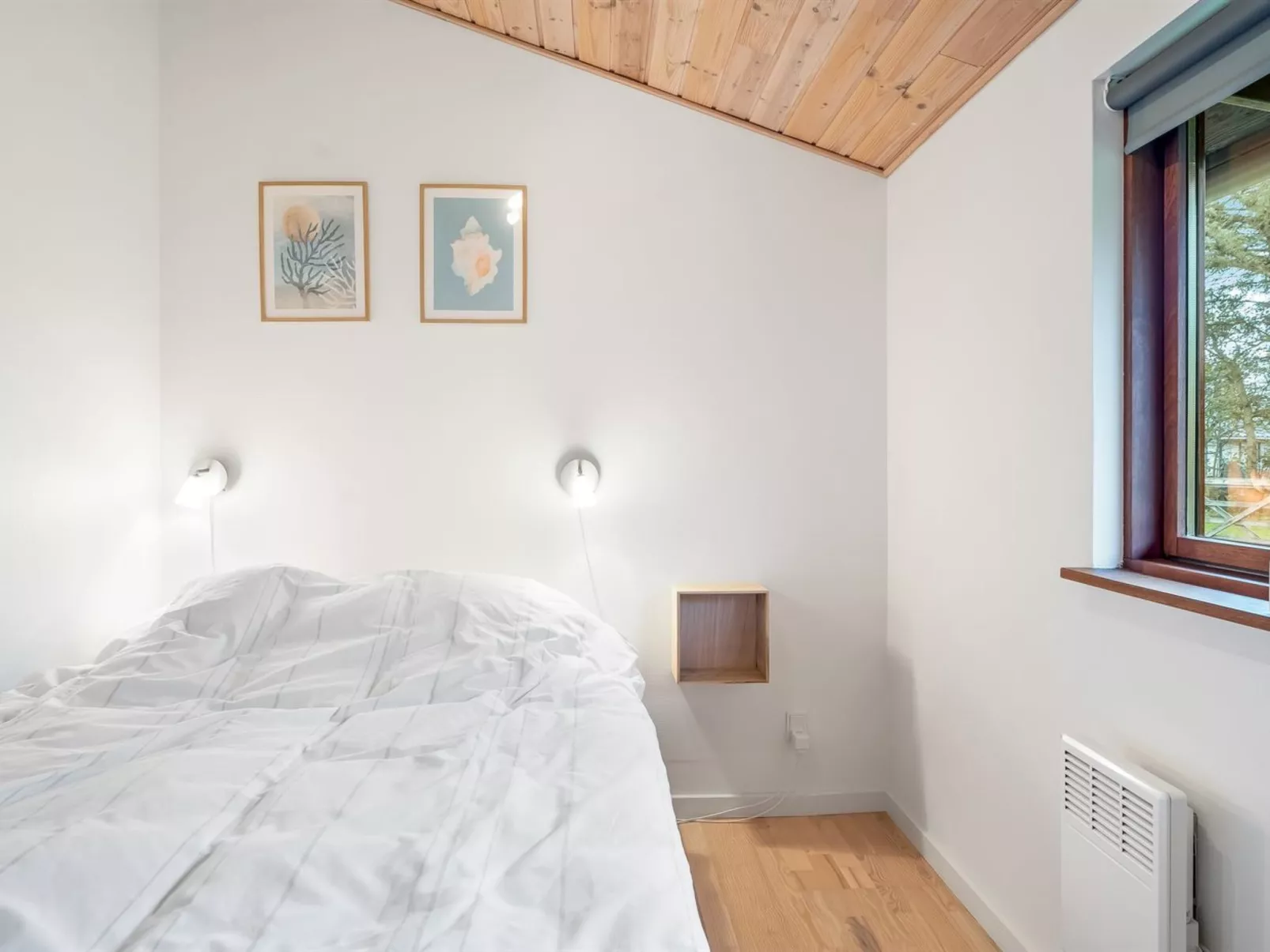 "Jaane" - 250m to the fjord-Binnen