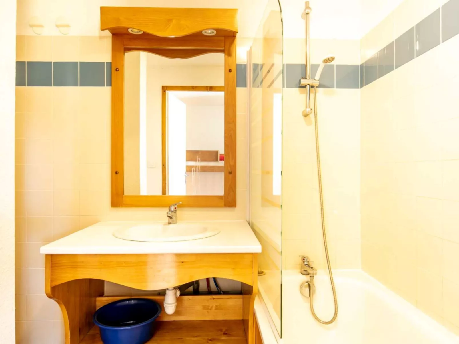 V. du Bachat ASTERS A-Binnen