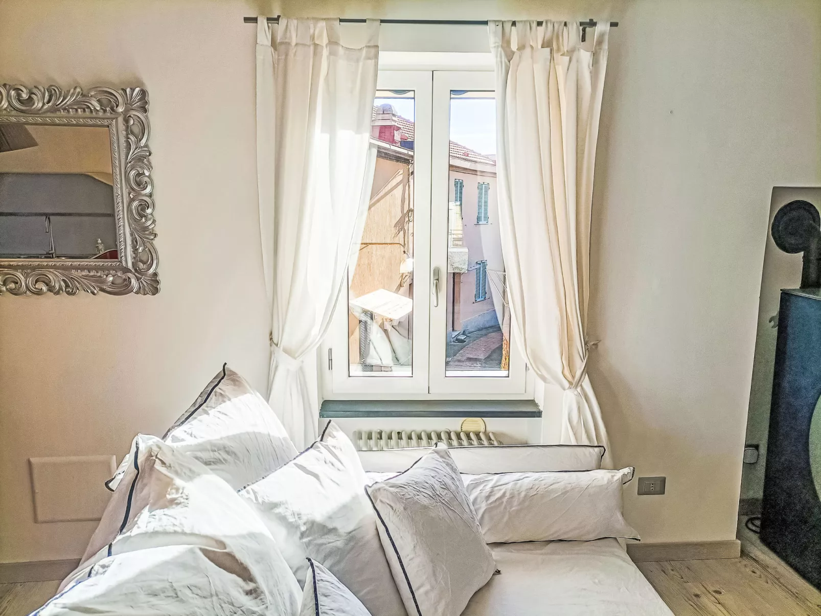 Terrazza con glicine-Binnen