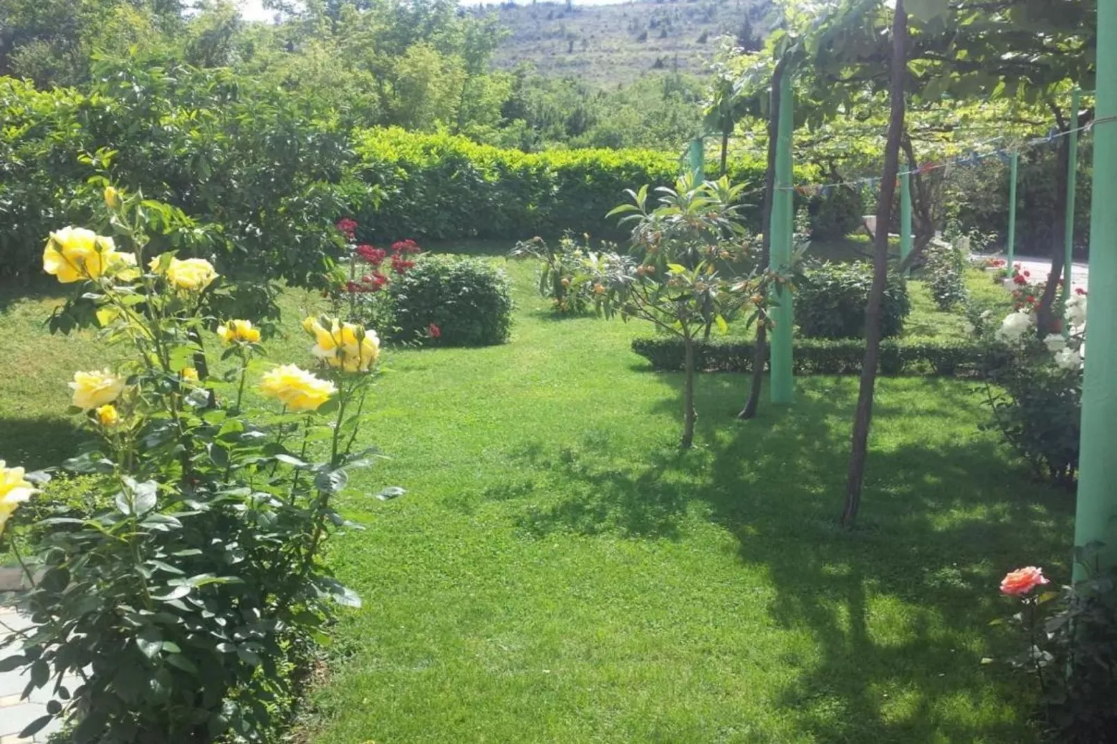 Elez Serenity Guesthouse - Double bed with Balcony-Buitenlucht