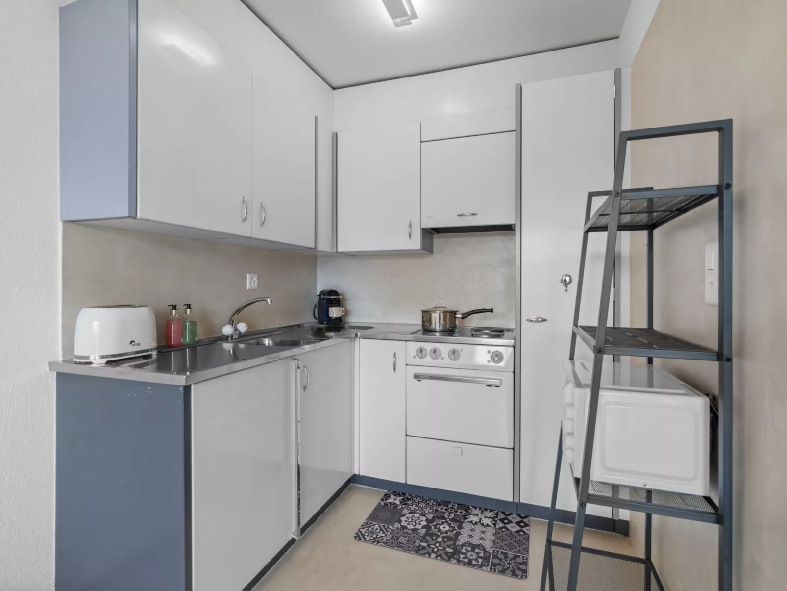 La Roseraie B 24-Binnen