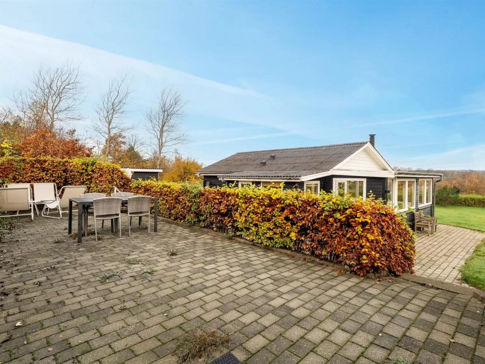 "Hjalma" - 250m to the fjord-Buiten