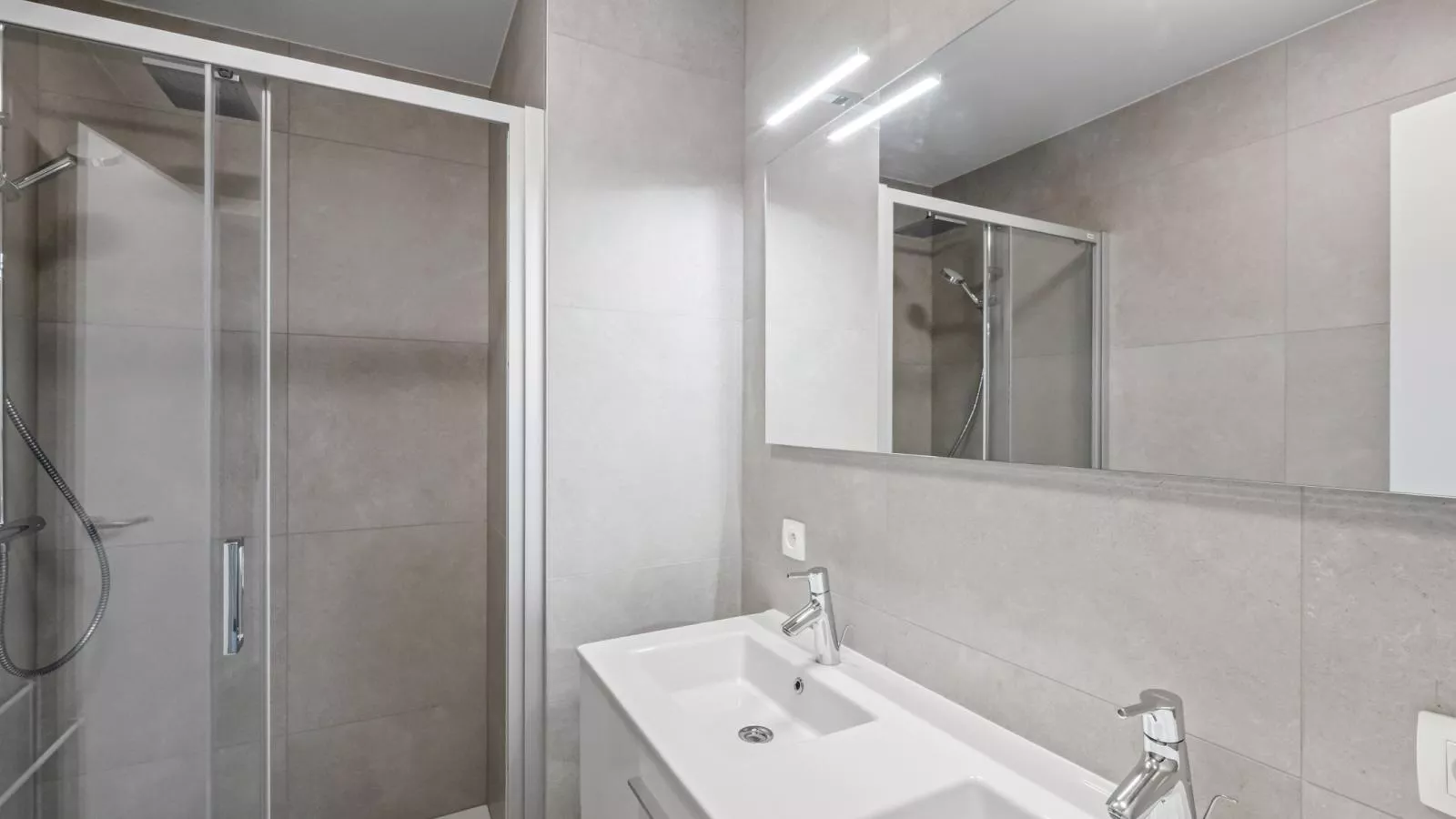 Swan - 0103-Badkamer