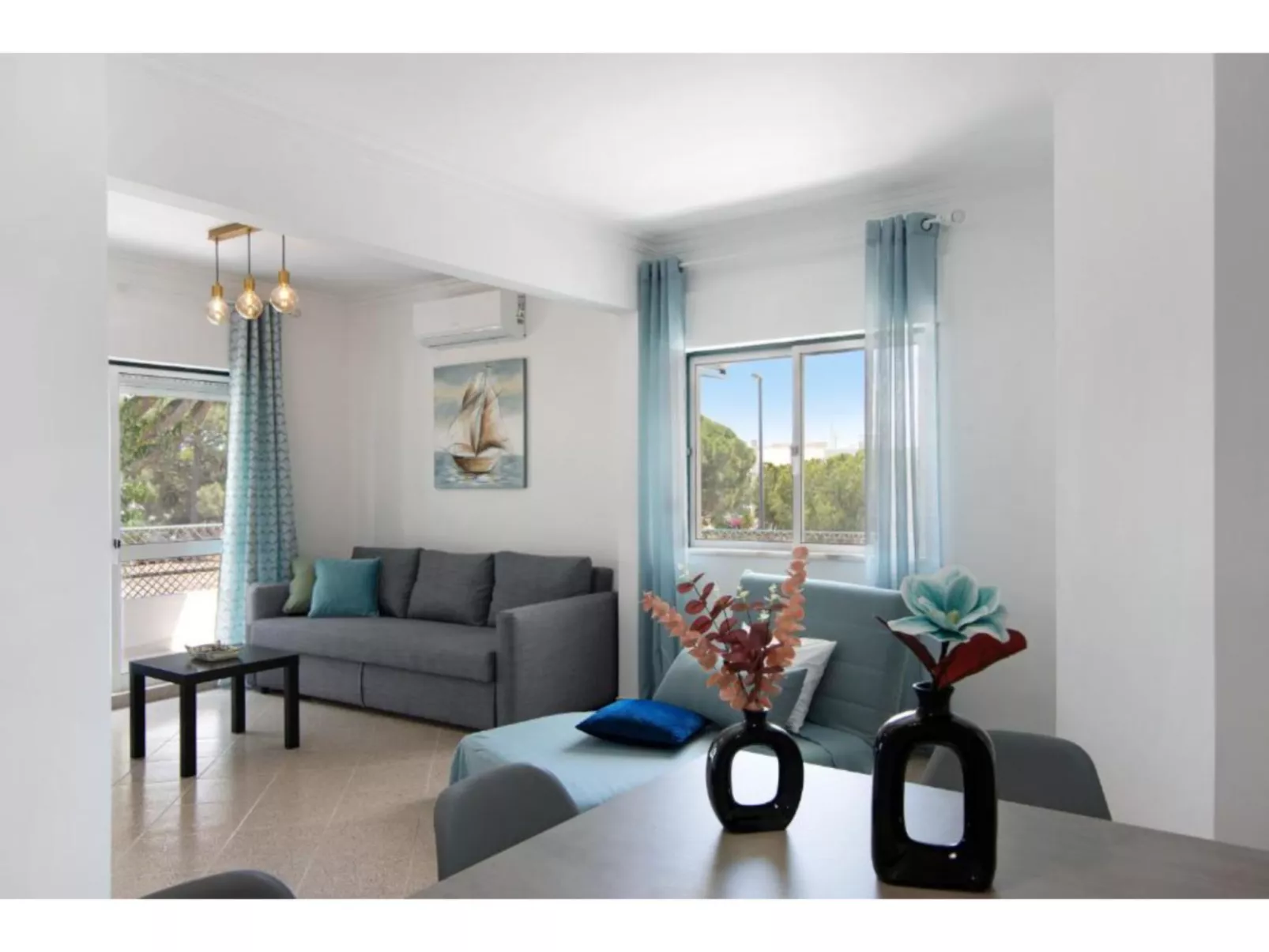 Jade-Sunny Way-Binnen