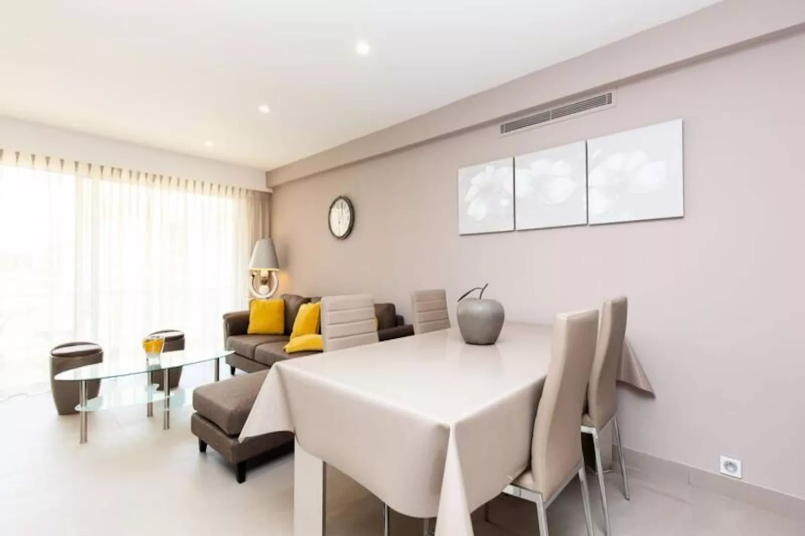 Résidence 3p Traversant &agrave; 2 Min Des Plages, Parking Priv&eacute;-Niet-getagd