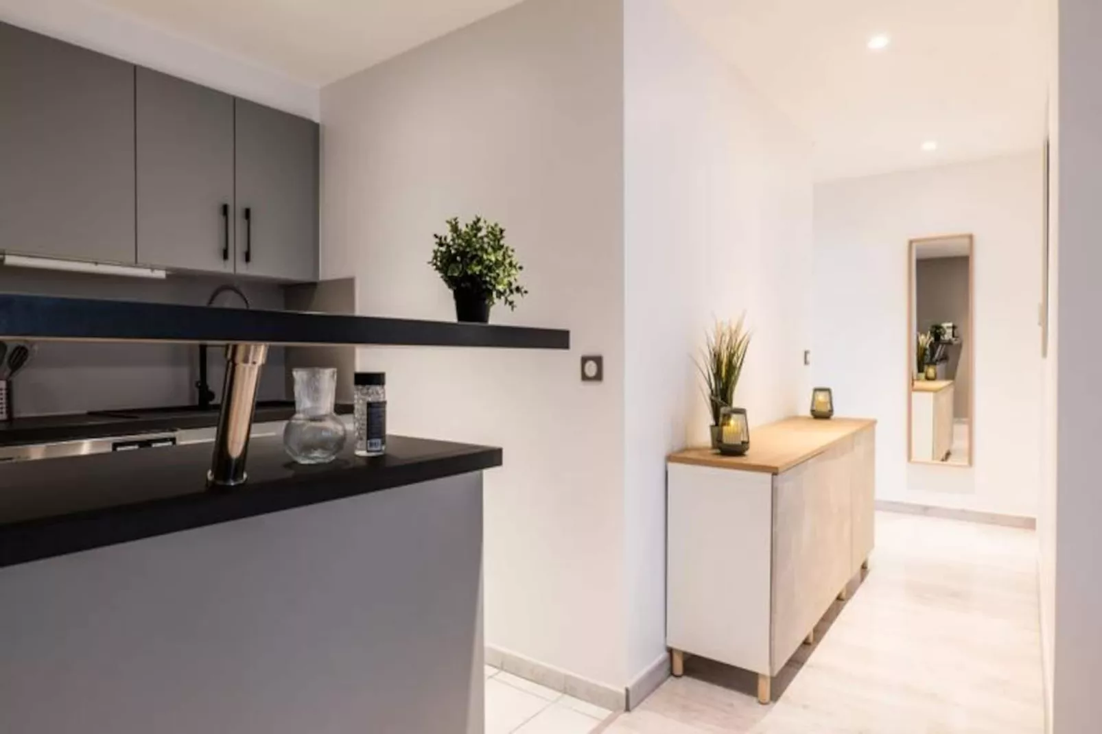 Résidence 2p Moderne, Proche Plages Et Palais Des Congr&egrave;s-Niet-getagd